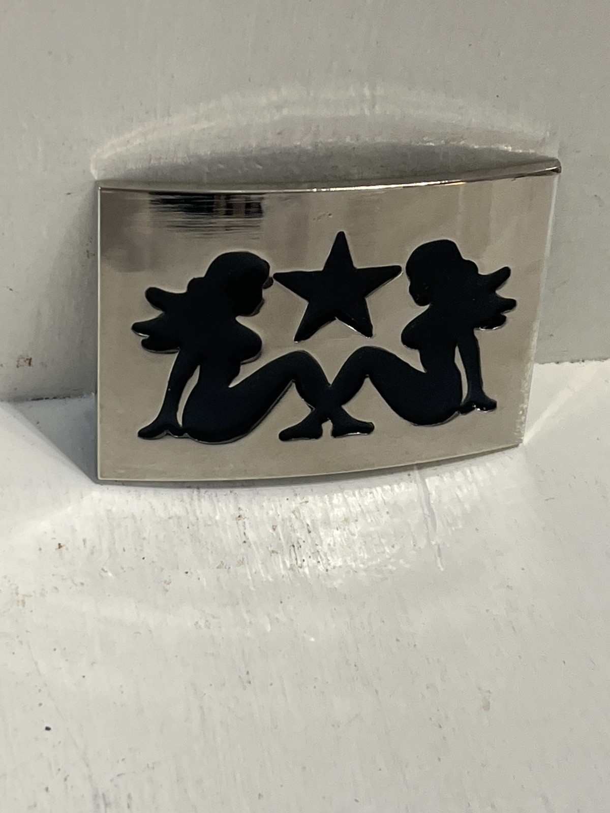 – Belt Buckle 2 Naked Girls Sharing Star Curvy Women Smaller Size