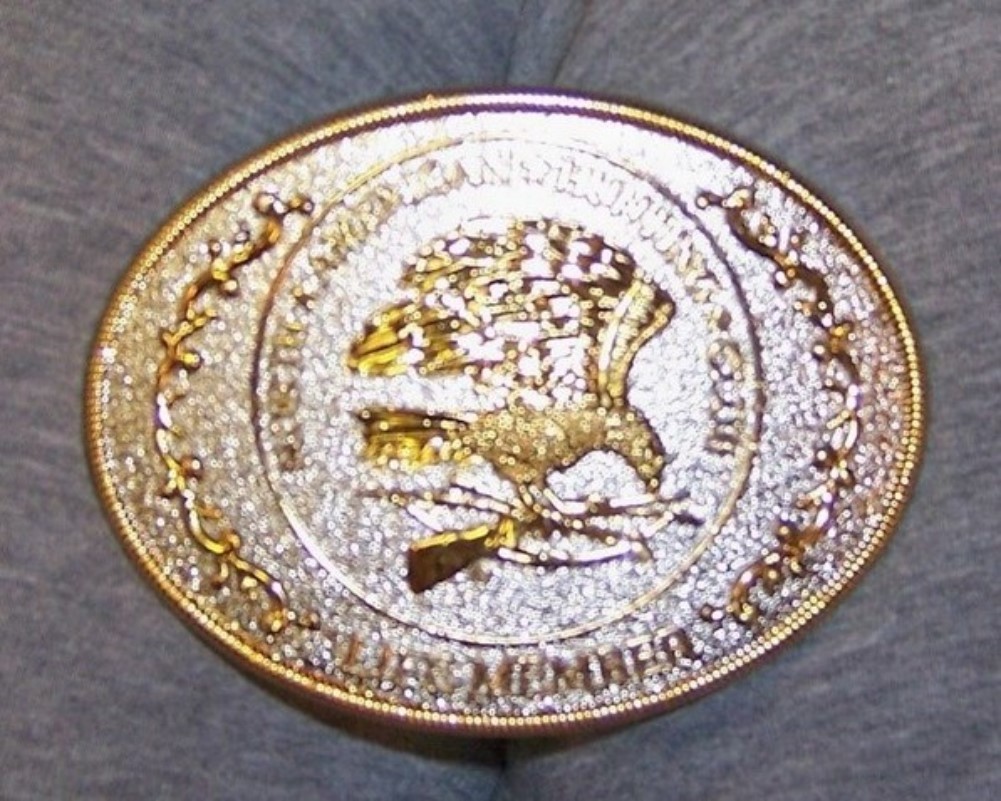 Belt Buckle Eagle North American Hunting Club Life Member Silver Golden New