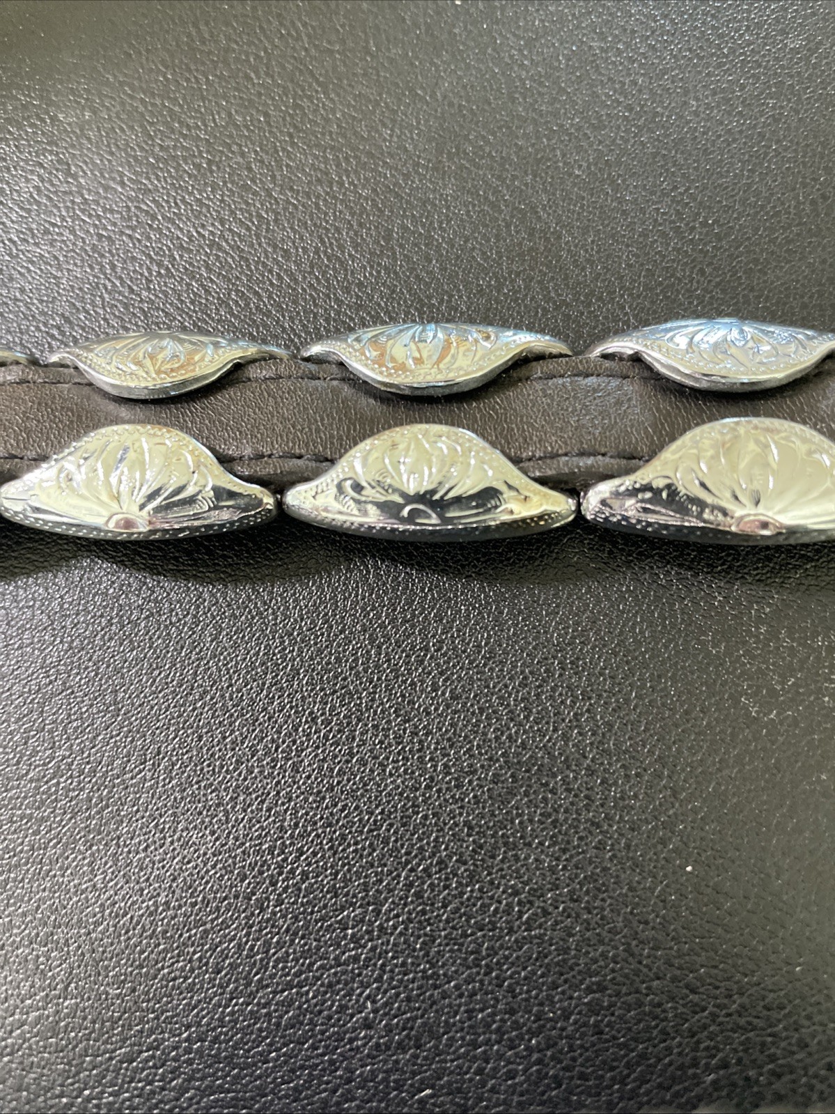 CLEAR CRYSTALS ART FASHION SILVERTONE BELT BUCKLE B FUSSY