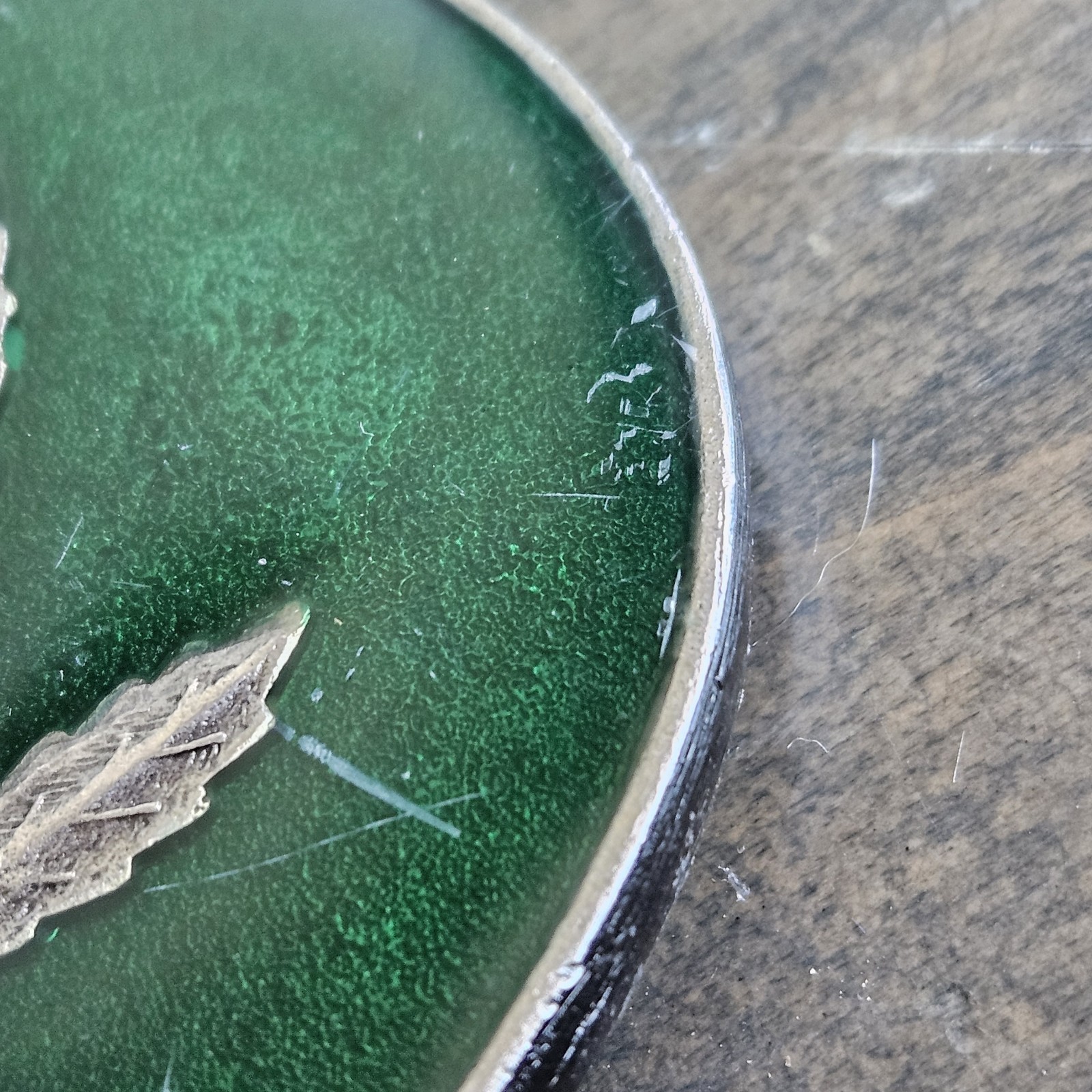 RARE VINTAGE 1970&rsquo;S NICKLE & GREEN RESIN MARIJUANA LEAF 3&Prime; OVAL BELT BUCKLE