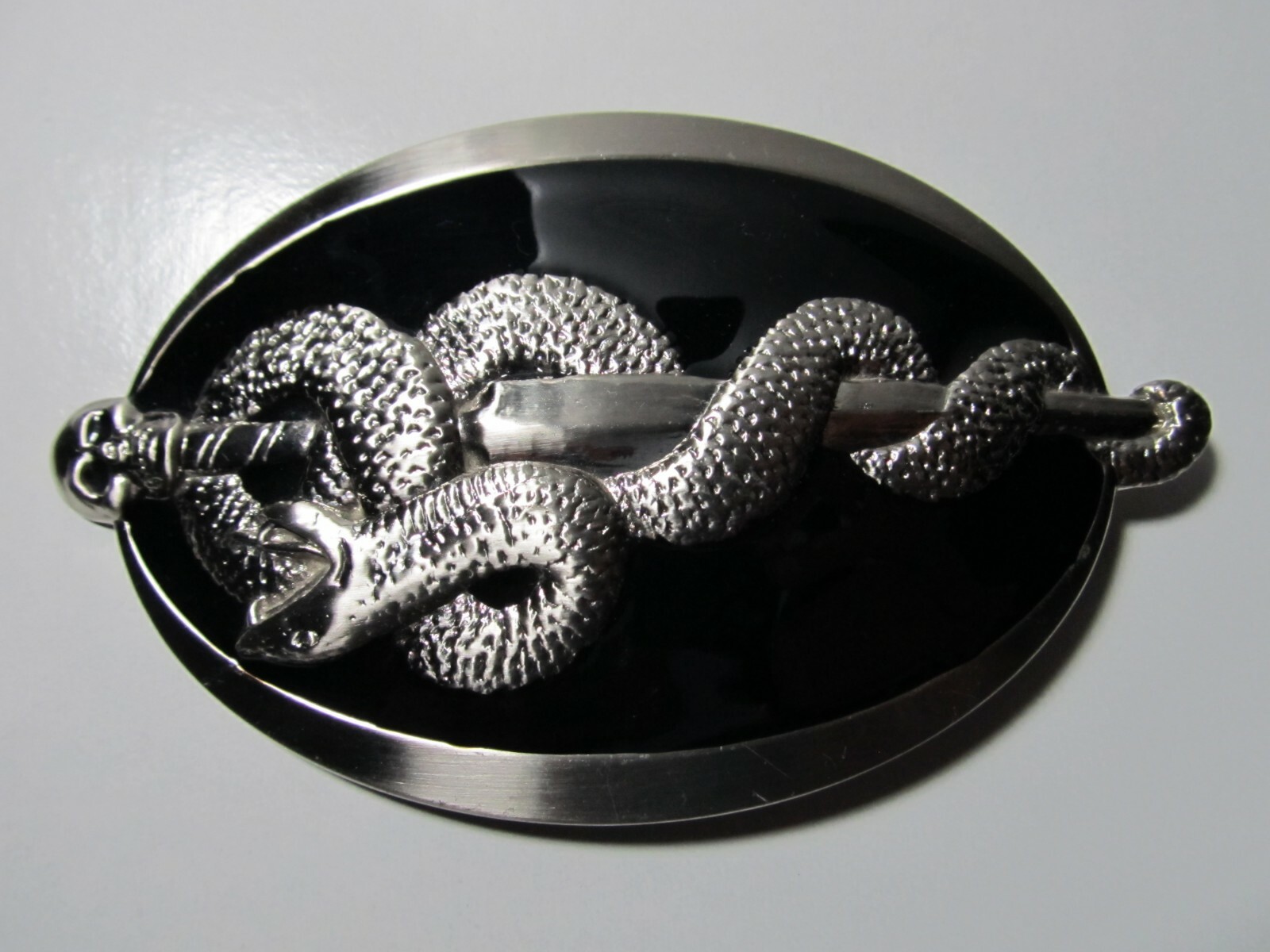Oval Shape Sliver Snake Sword belt buckle