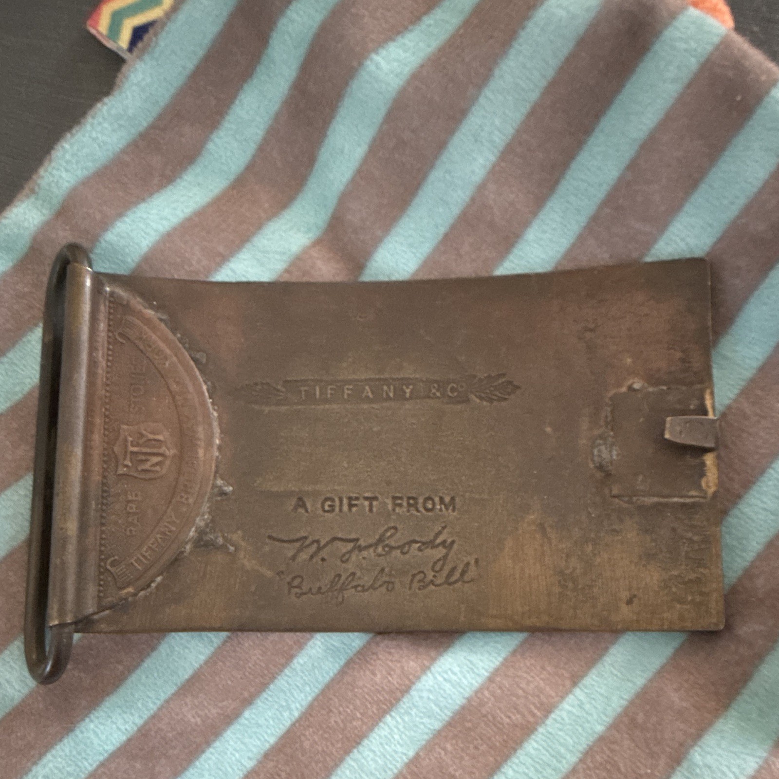 Tiffany & Co. Winchester Repeating Arms Engraved Antique Metal Belt Buckle 2&Prime;