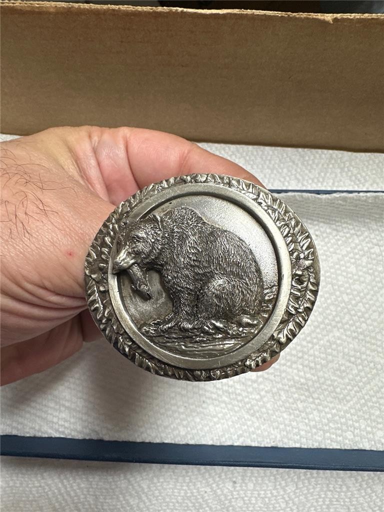 Bergamot Brass Works Grizzly Bear Belt Buckle Silver Color 1985 Made In USA