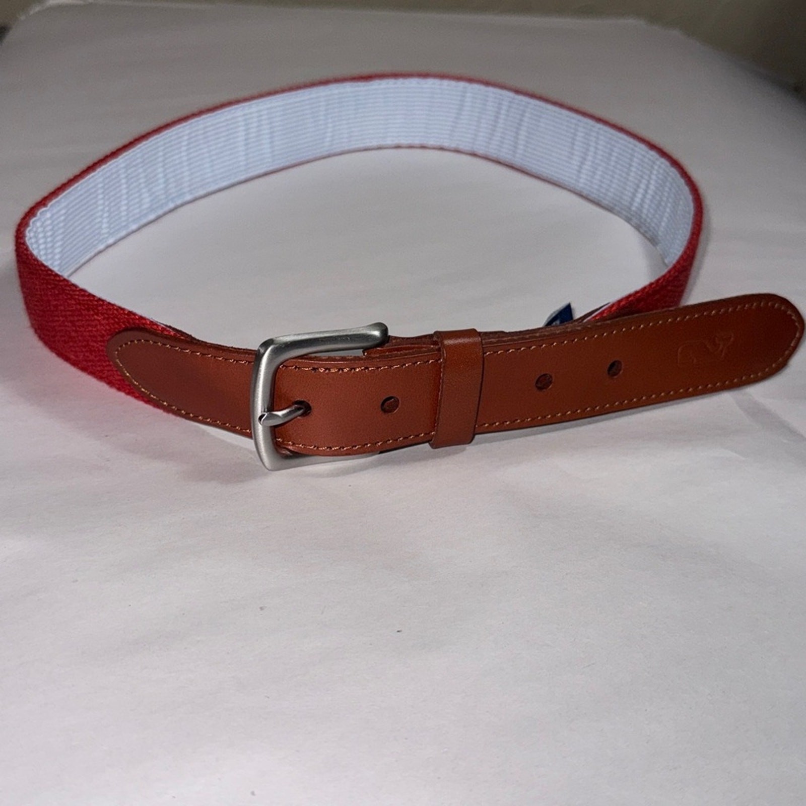 Vineyard Vines Jetty Red Cotton Leather Canvas Club sailboat size 32