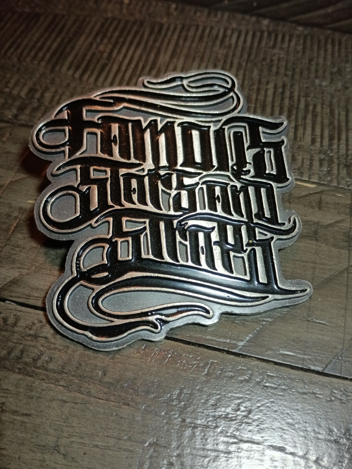 FAMOUS STARS & STRAPS BELT BUCKLE