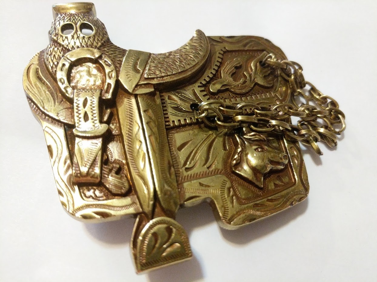 ✖ WESTERN Steer Saddle Cowboy Rodeo Style ✖ Belt Buckle Buck ✖ Gold / bronze USA