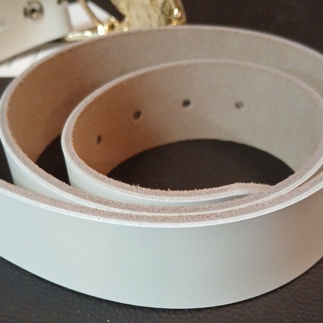 Elvis Presley Aloha From Hawaii American Eagle Buckle And White Leather Belt.
