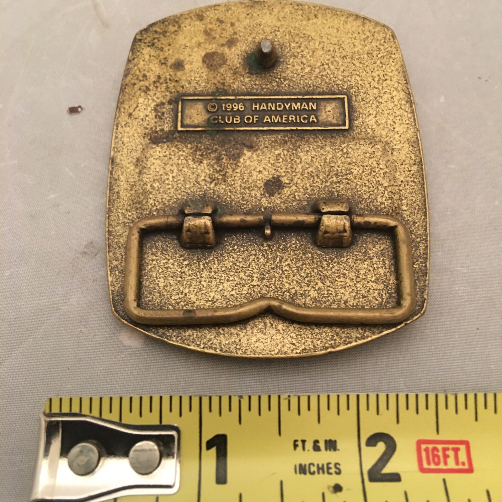 Vintage 90&rsquo;s 1996 Handyman Club Of America Life Member Hammer Logo Belt Buckle