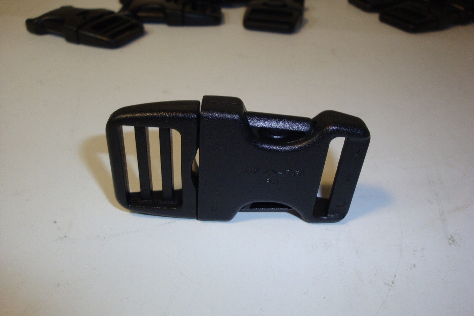 2 X Black plastic triple retention buckles for 1&Prime; belt new w/o tags UTX brand