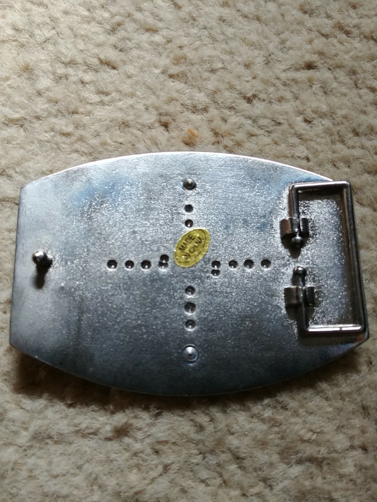 Silver Pot Leaf with fake diamonds look belt buckle black circle