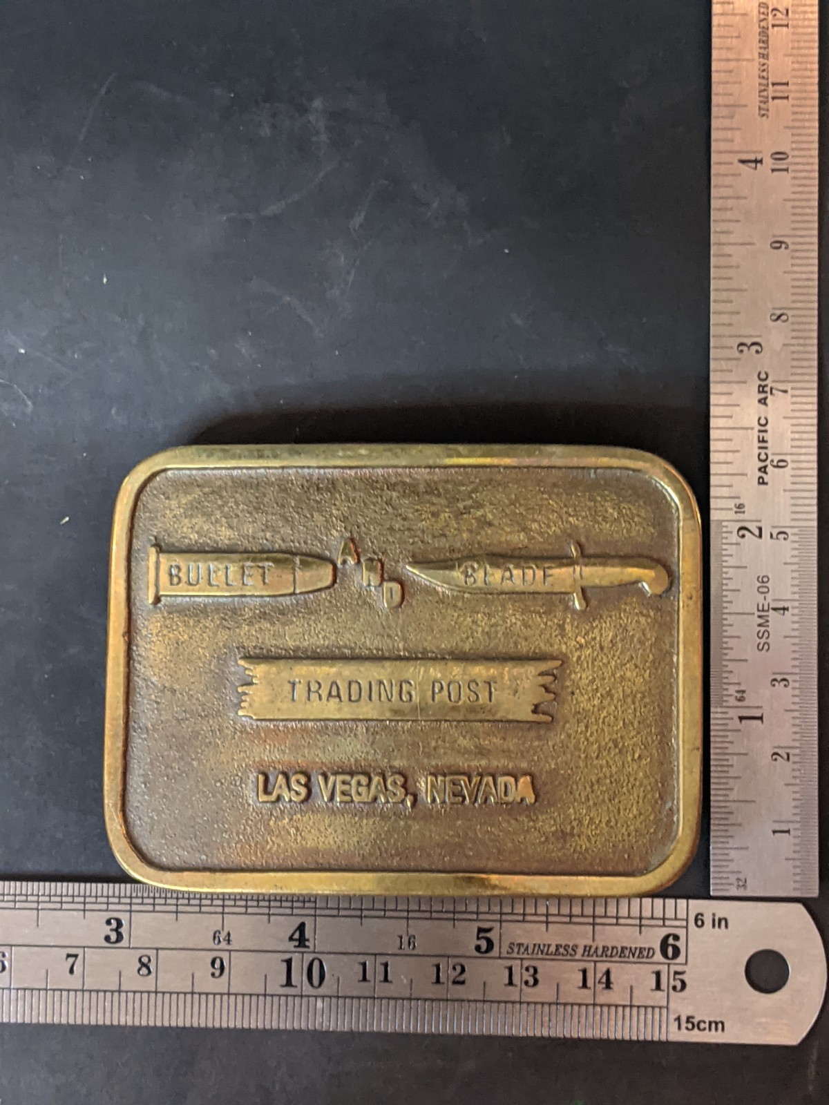 Men&rsquo;s Gold Tone Western Belt Buckle Engraved Las Vegas NV Antique Finish
