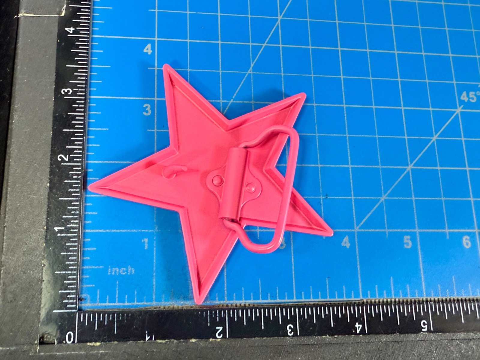 Pink Girlie Star Shaped Cutout Kids Women&rsquo;s Fun Bright Large Belt Buckle