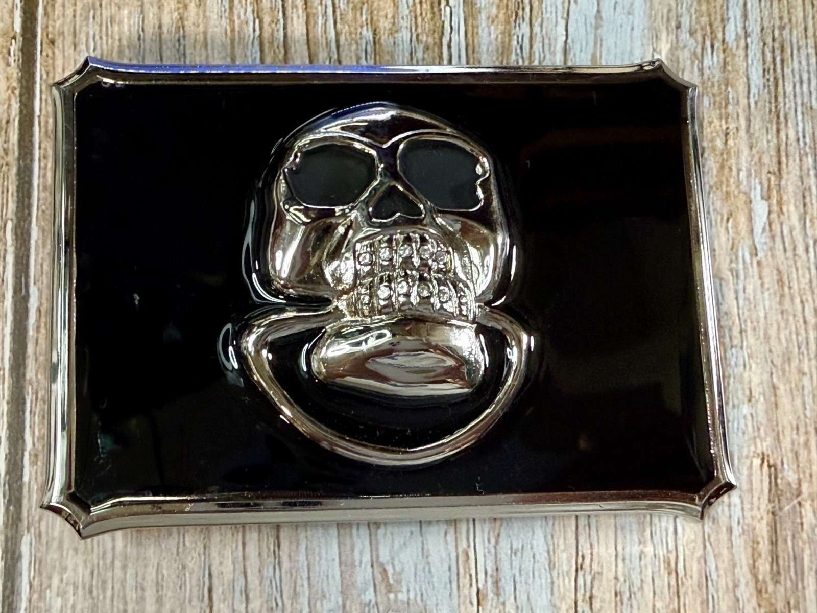 Door knocker Skull Head with Clear Rhinestone Teeth Gothic Punk Lg Belt Buckle