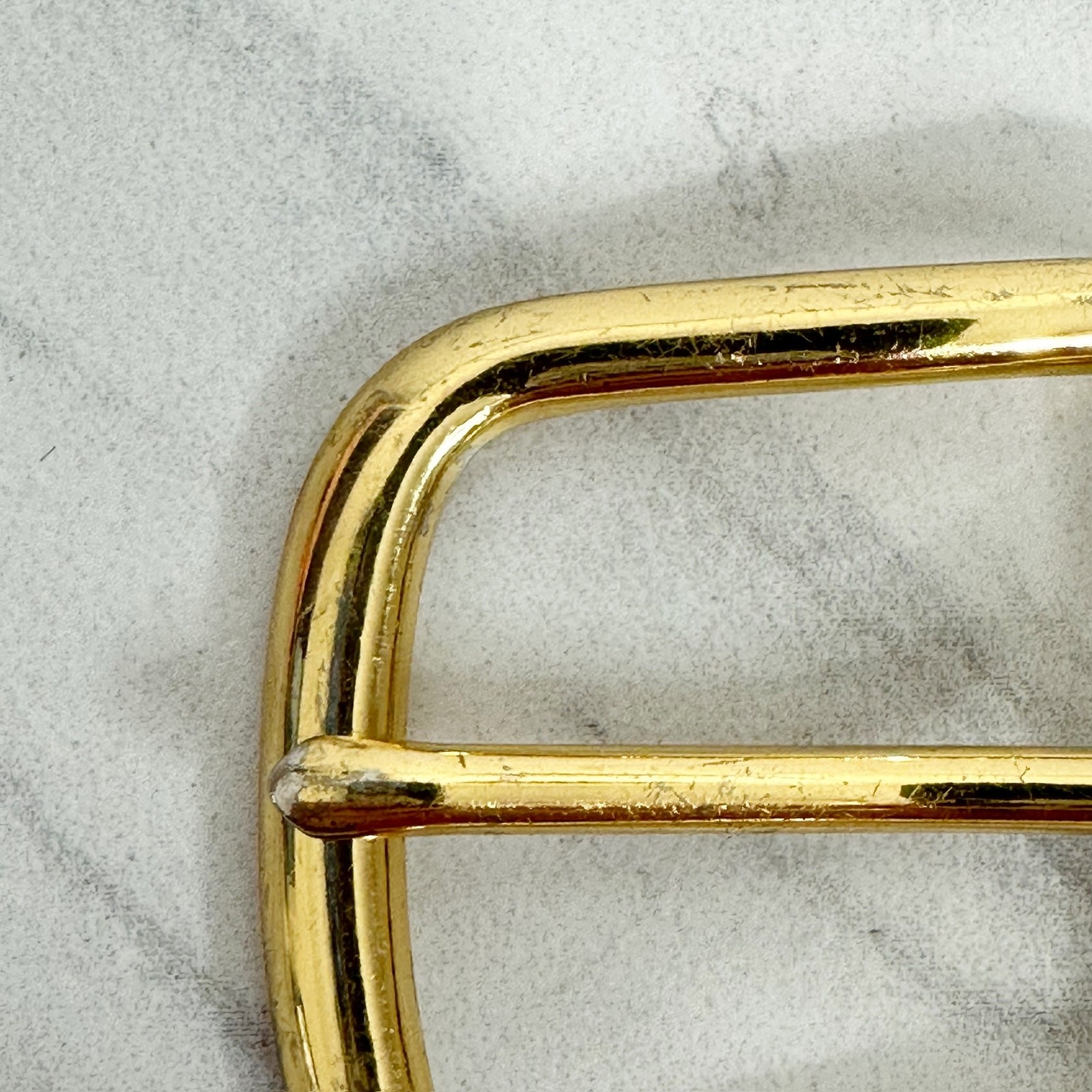 Gold Tone Rounded Simple Basic Belt Buckle