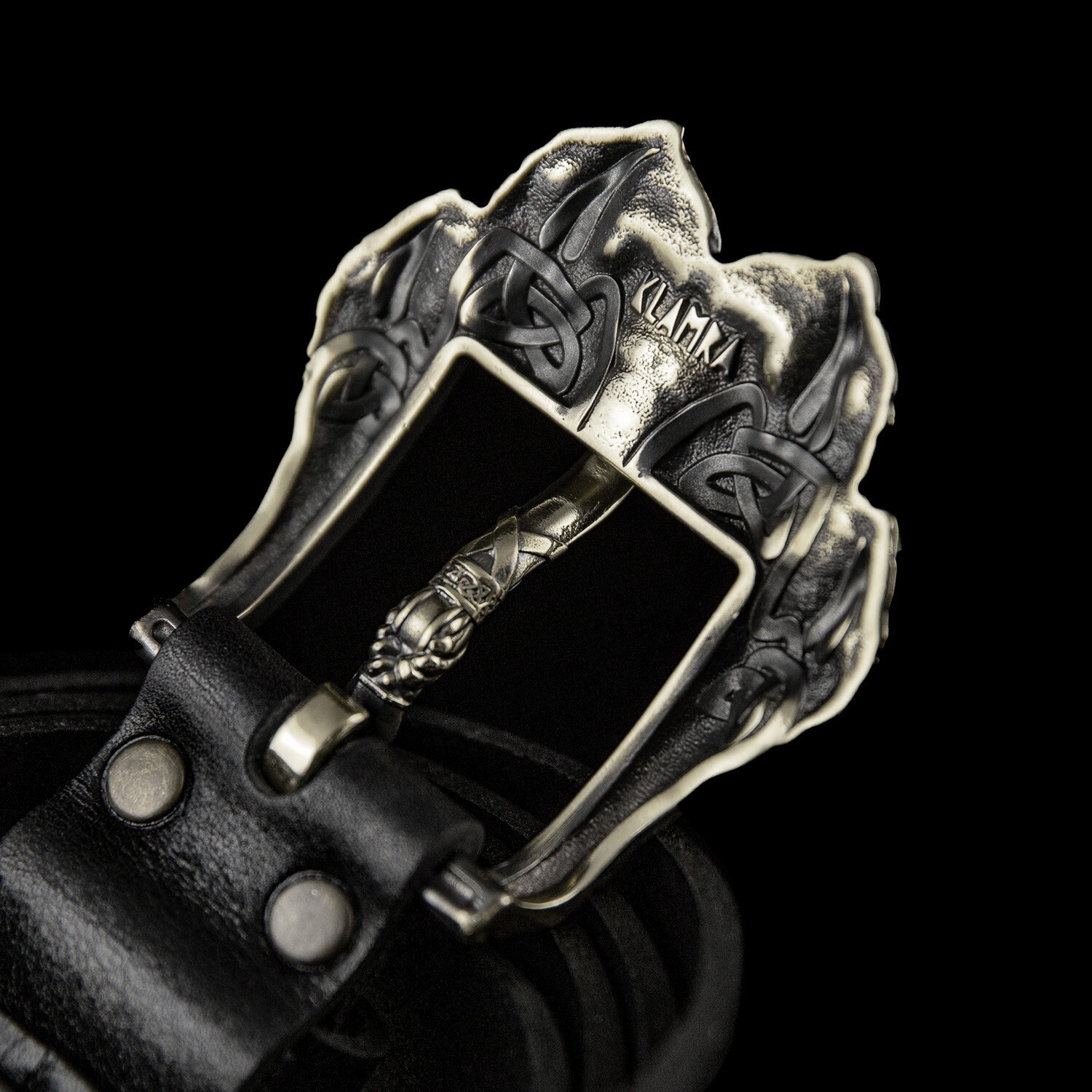 German silver belt buckle Wolf&rsquo;s Paw, wolf paw with claws, beast claws buckle