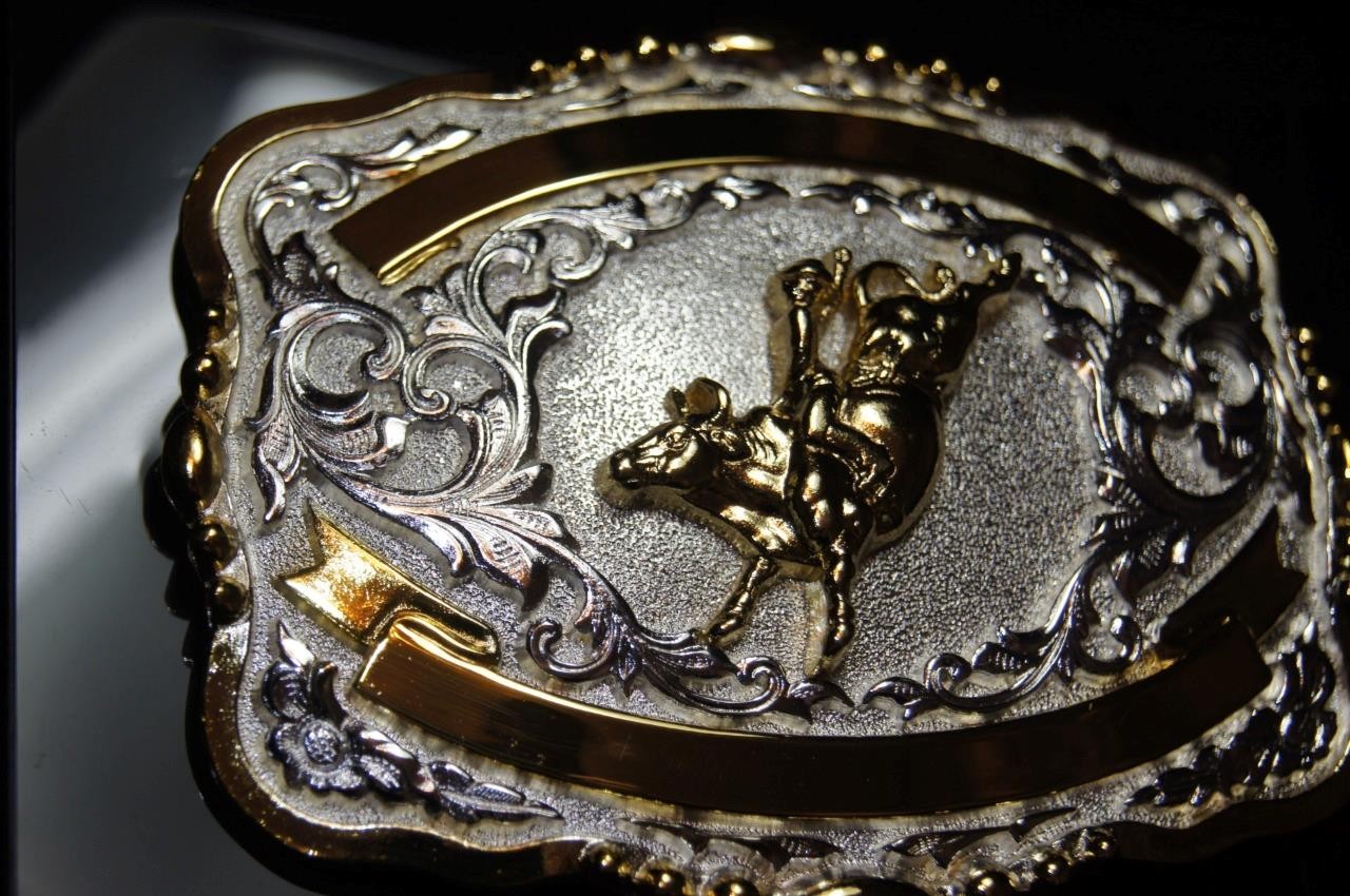 Crumrine M&F Western Lightning Ridge Western Belt Buckle Bull Rider Trophy 38472