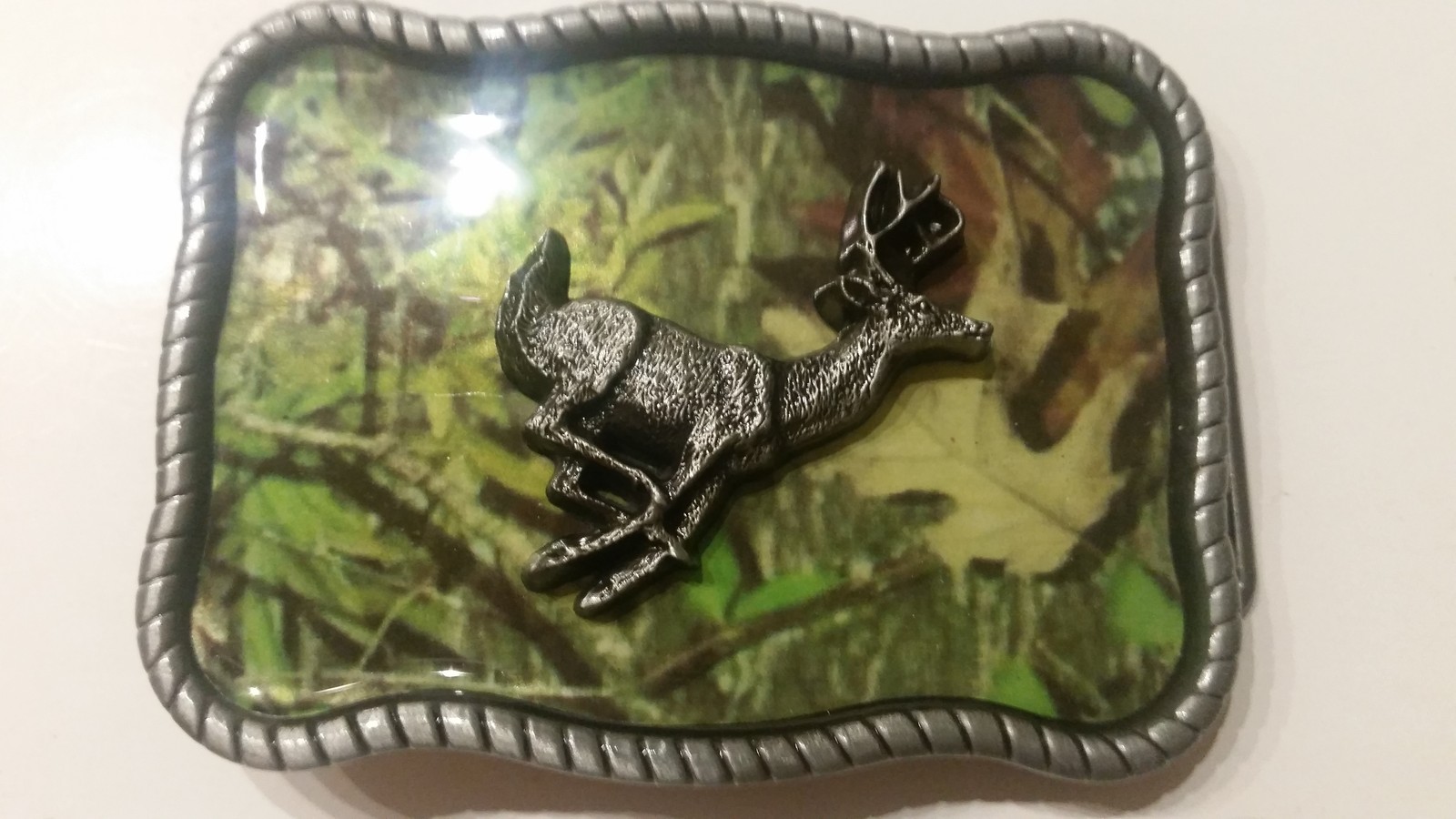 Raised Detail CAMO DEER RUNNING camouflage BELT BUCKLE metal western hunting USA