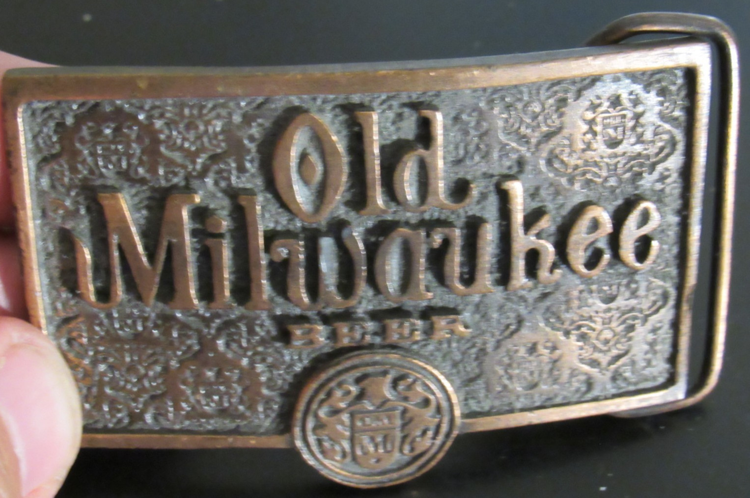 Vintage Old Milwaukee Beer Solid Metal Belt Buckle Schlitz Brewing 80&rsquo;s