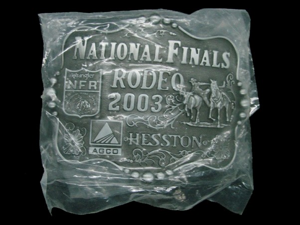 UD17139 *NOS* NFR ***2003 NATIONAL FINALS RODEO*** HESSTON COLLECTOR BELT BUCKLE