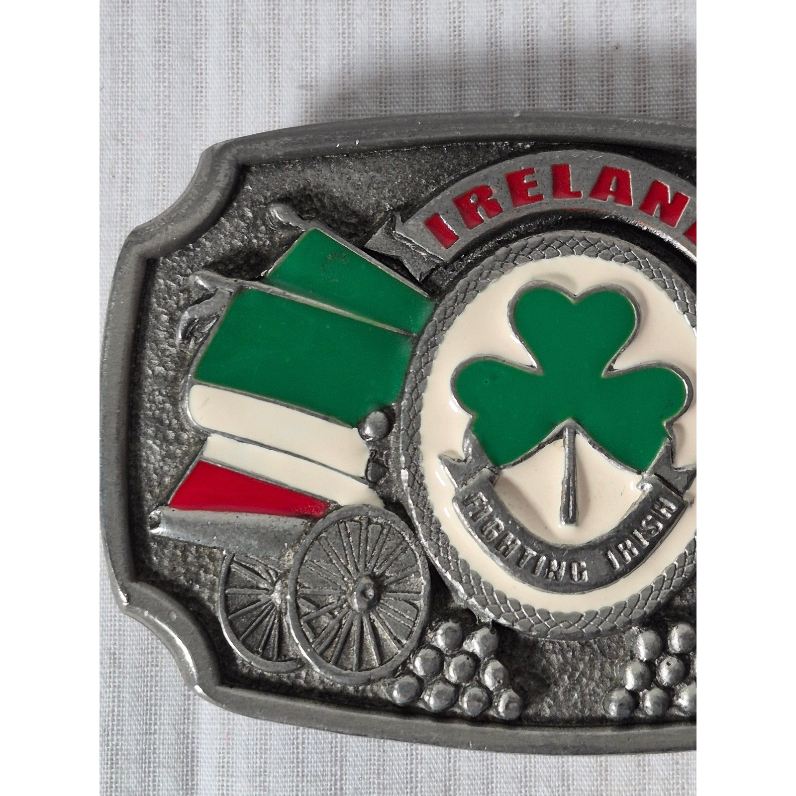 Tanside Ltd Ireland Fighting Irish Belt Buckle Shamrock Flag Vintage 2004 DD236