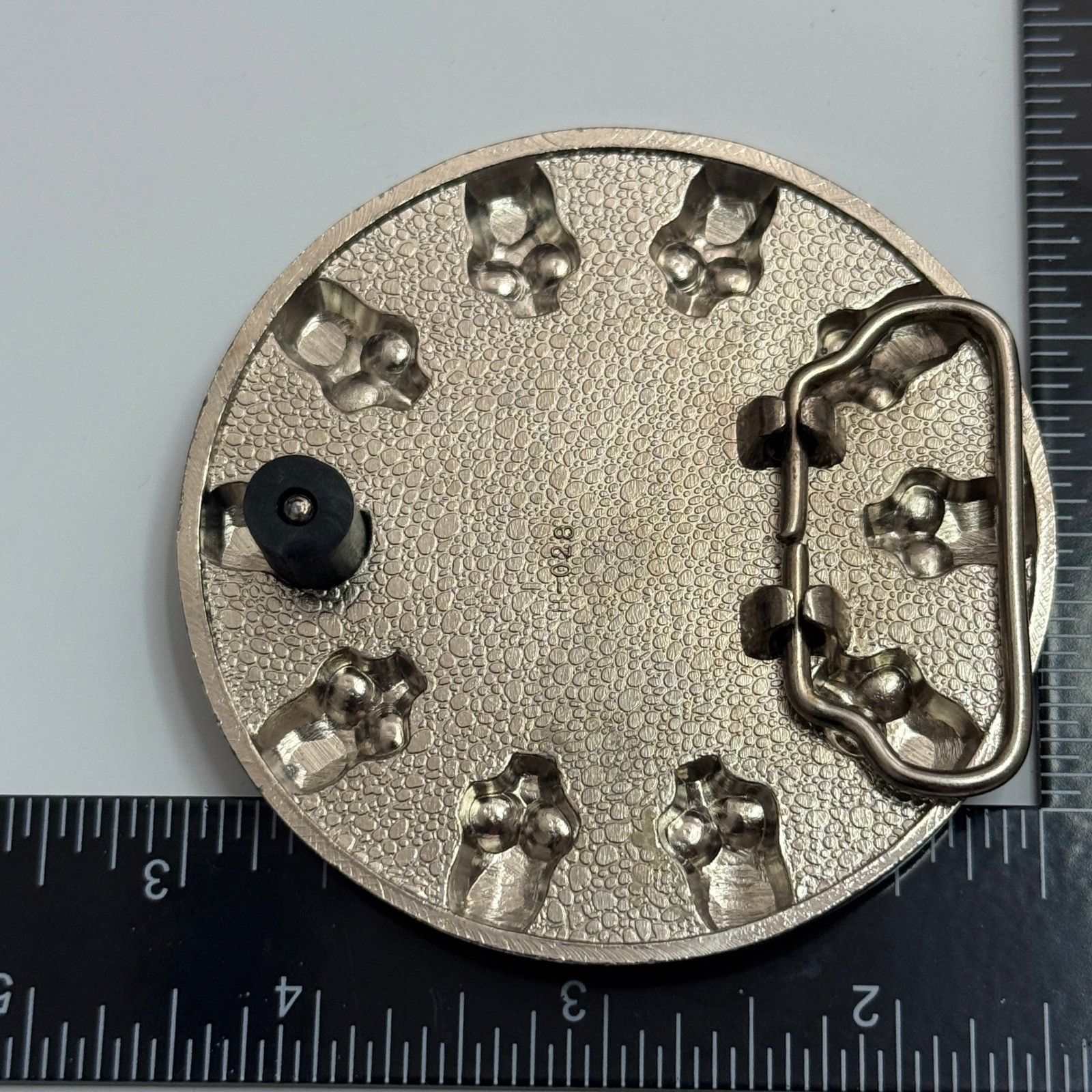 Round Skull Knights Templar Cross Belt Buckle Silver Tone Black Red Metal