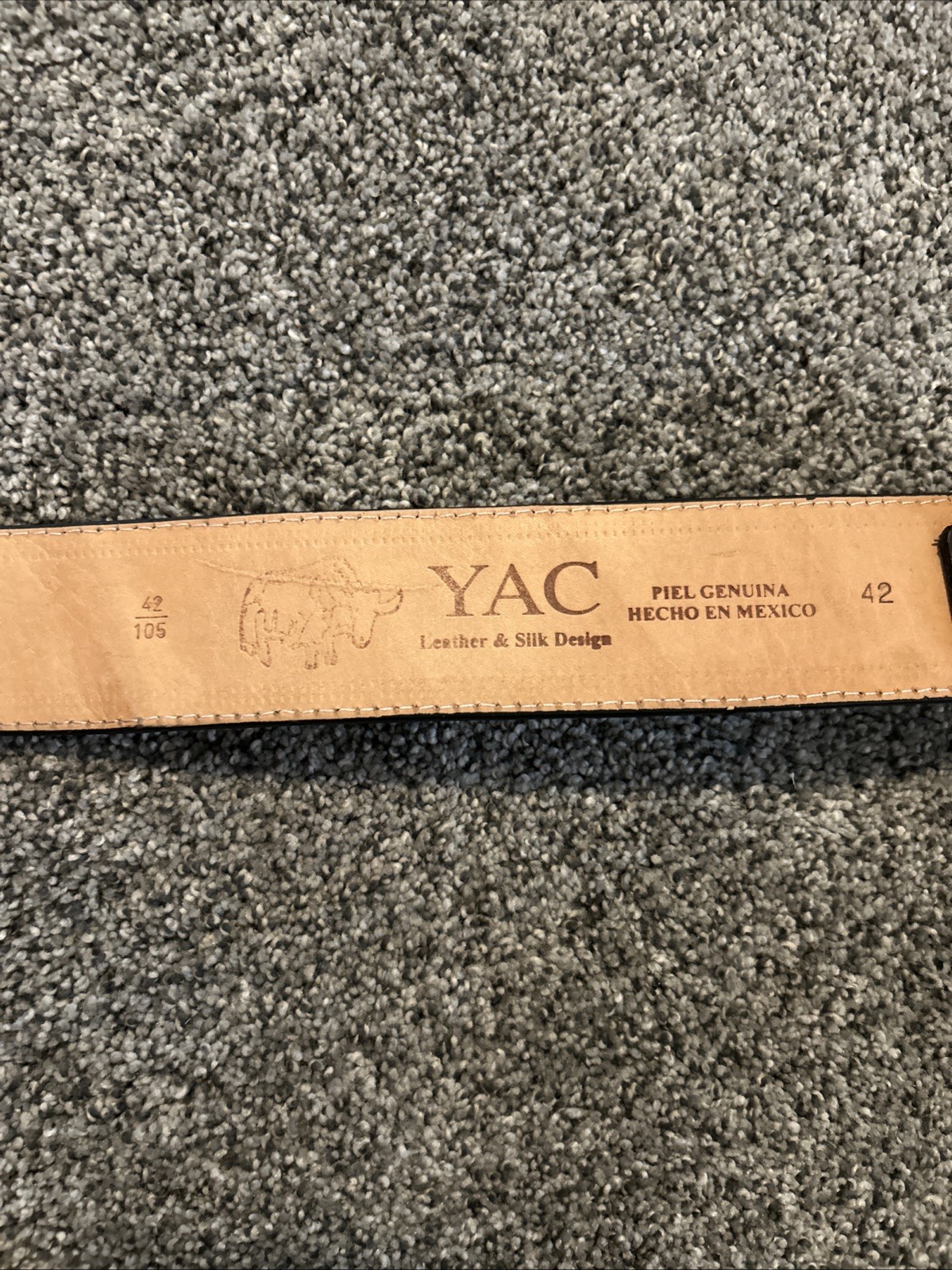 YAC Leather And Silk Black And Silver Design Belt And Buckle Pre-owned; 42
