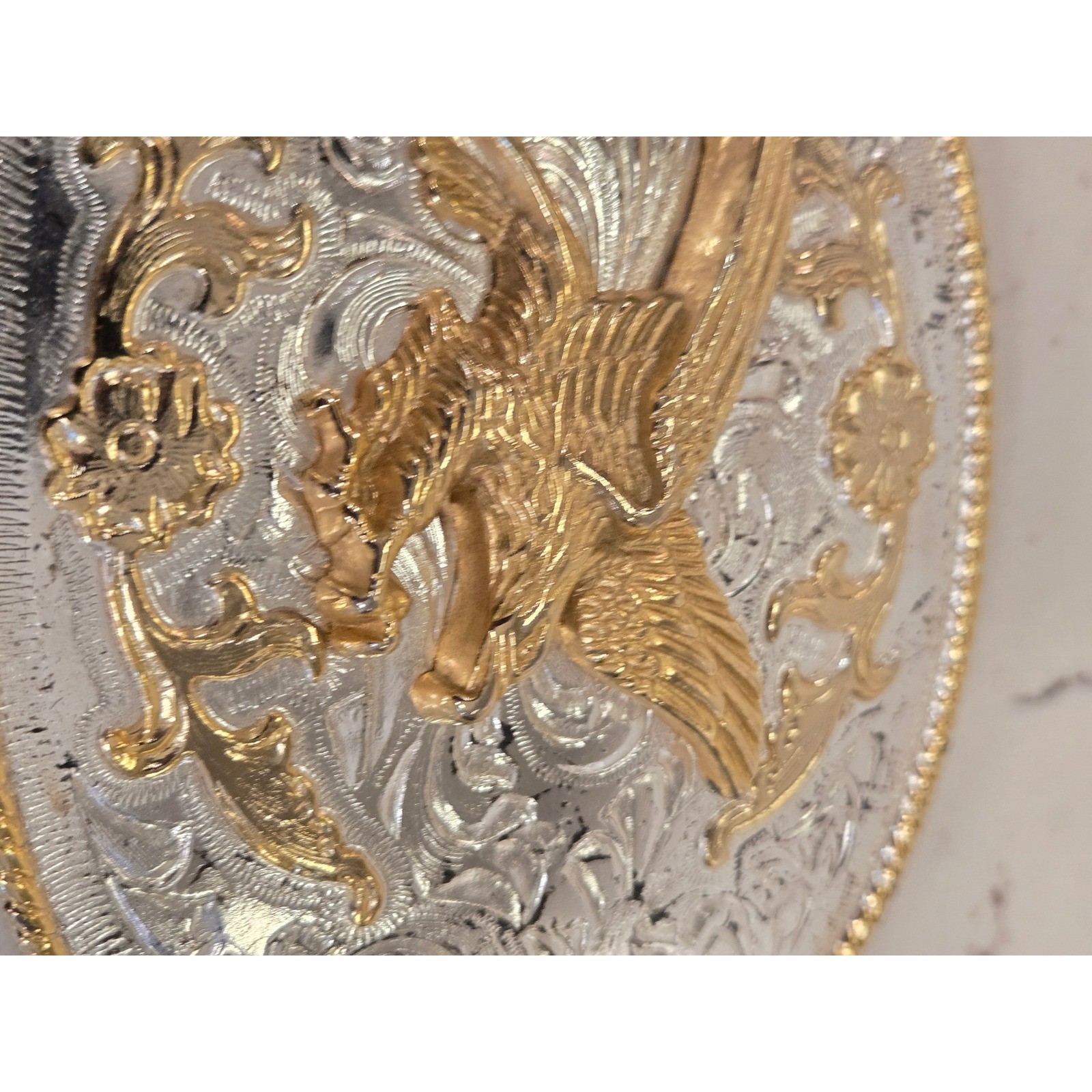 Western Eagle Belt Buckle Two Tone Gold Silver Floral Scroll Rope Border Oval
