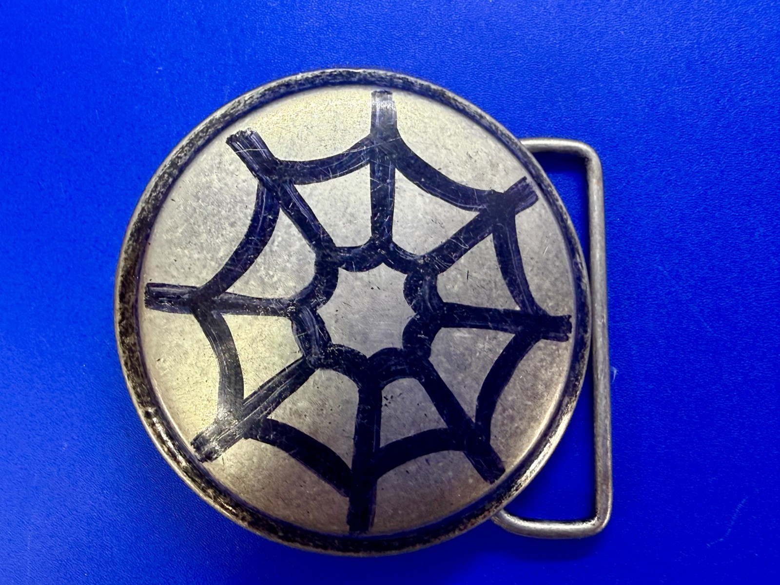 Spider Web Artwork Paint on Round Hippy Gothic Punk Vibe Belt Buckle