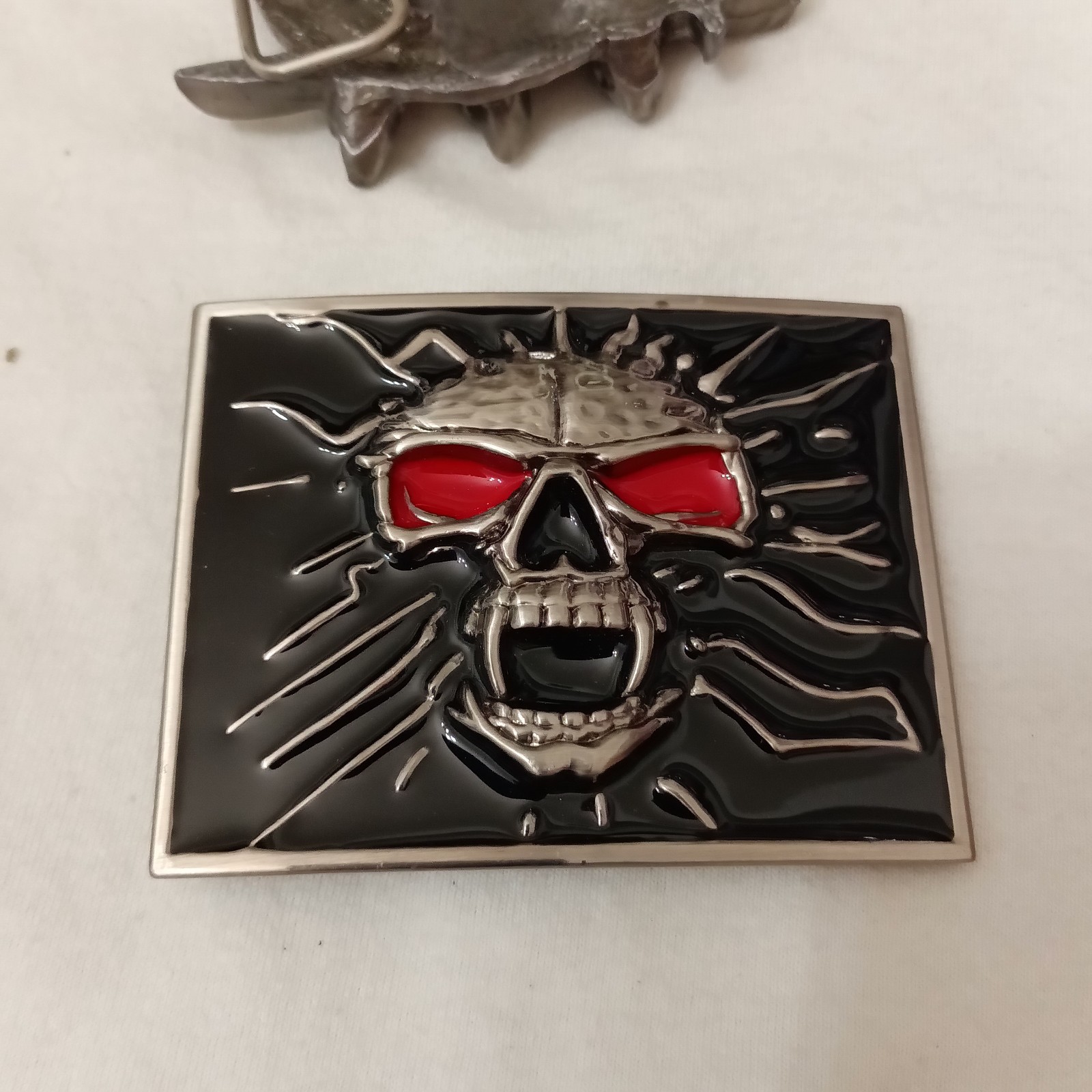 Lot Of 2 Round Iron Cross Know Sword With Skulls Belt Buckle Plus Screaming…