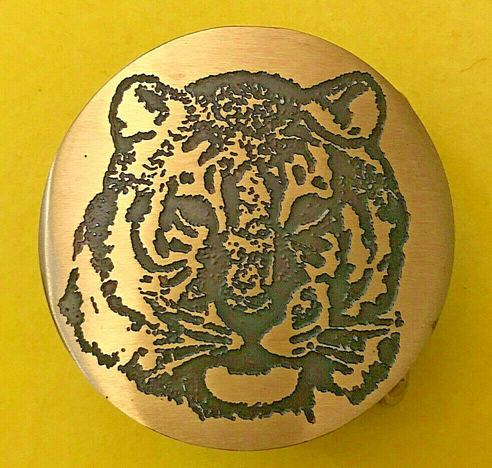 NEW BRASS BELT BUCKLES -With etched designs -some 2 1/2&Prime; Round & 3 1/4 x 2&Prime; Oval