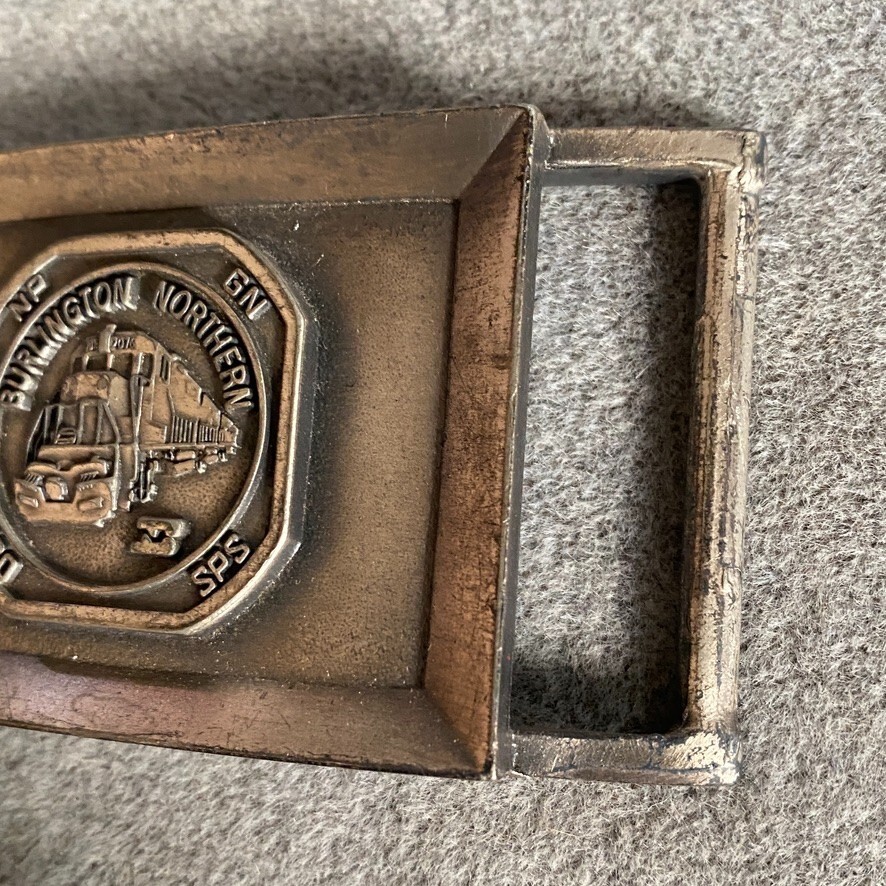 Burlington Northern Railroad Engine Belt Buckle Pewter Finish CBO NP SPS GN