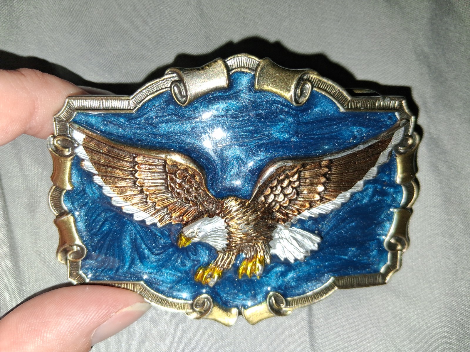 Vintage Bald Eagle Belt Buckle Blue Enamel Silver‑Tone Trim 1983 USA QD1243