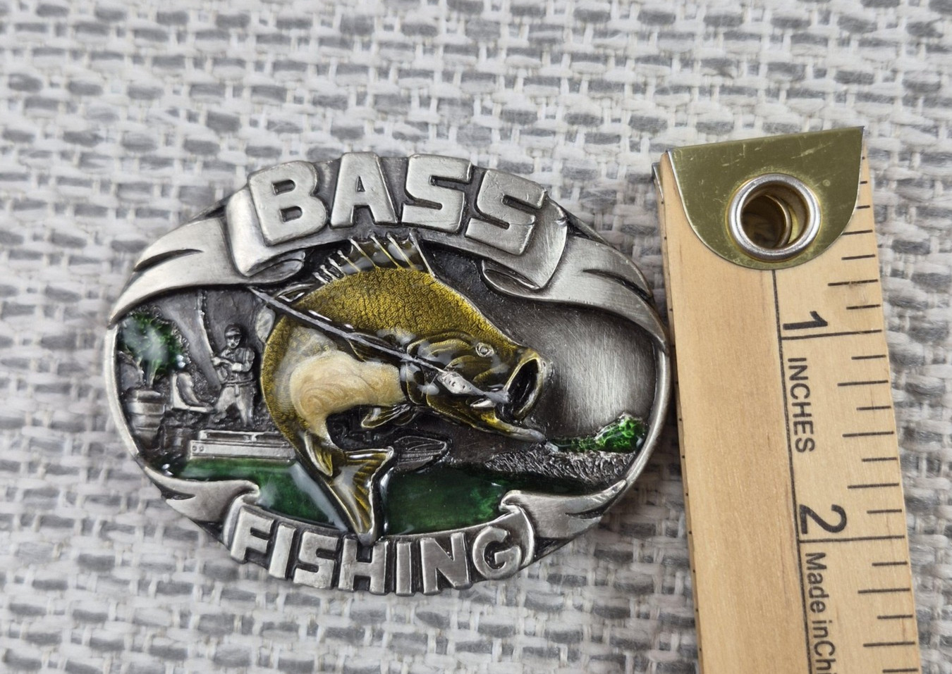 Vintage Siskiyou Belt Buckle Mens Pewter Bass Fishing 1986 Western Oval