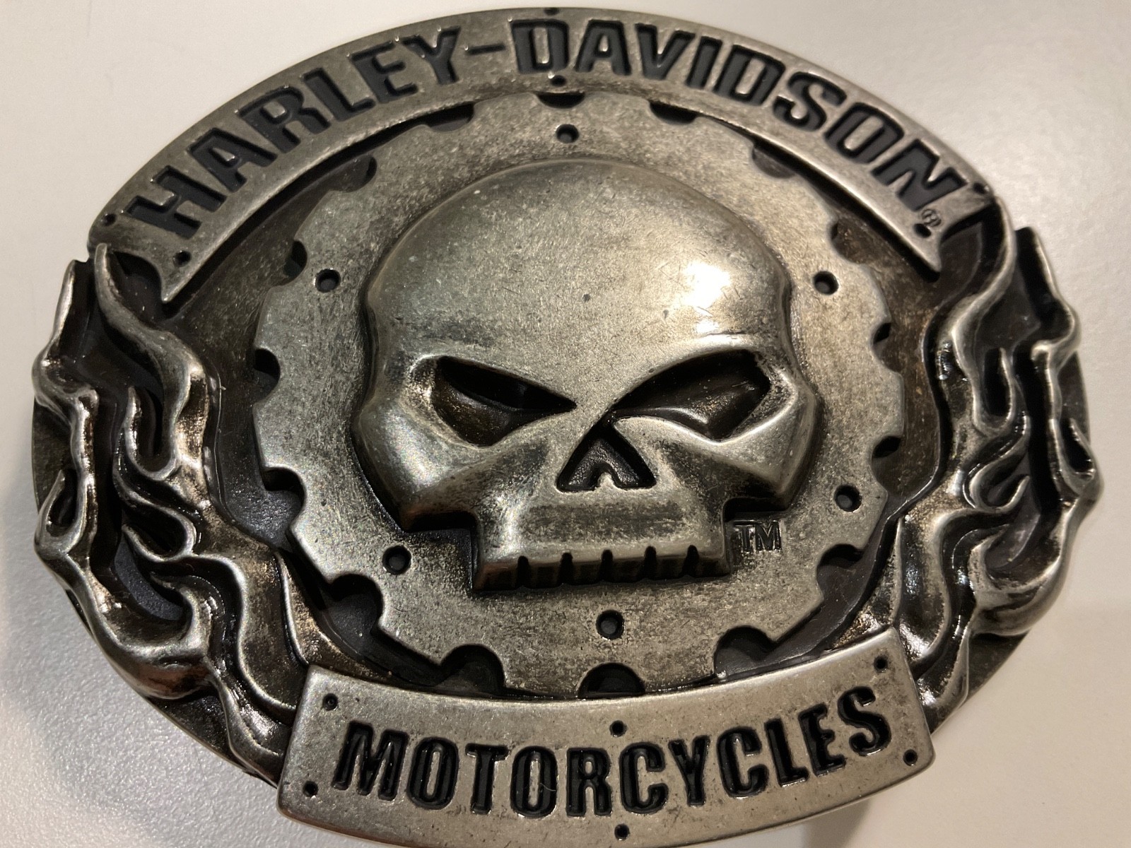 Harley-Davidson Willie G Skull, flame belt buckle #97669-11VM .Antique nickel .