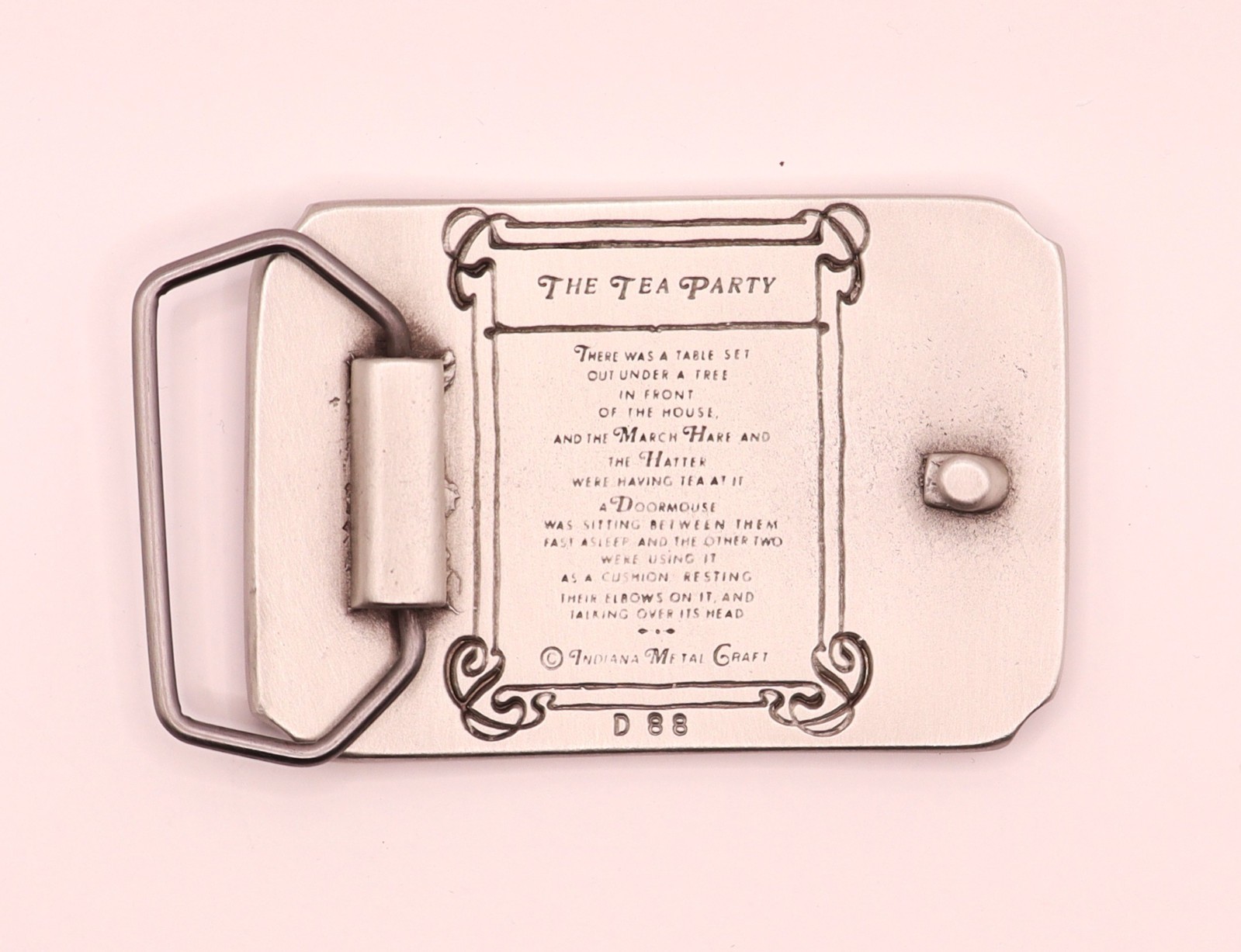 Vintage Design Solid Pewter Alice in Wonderland Tea Party Belt Buckle – USA Made