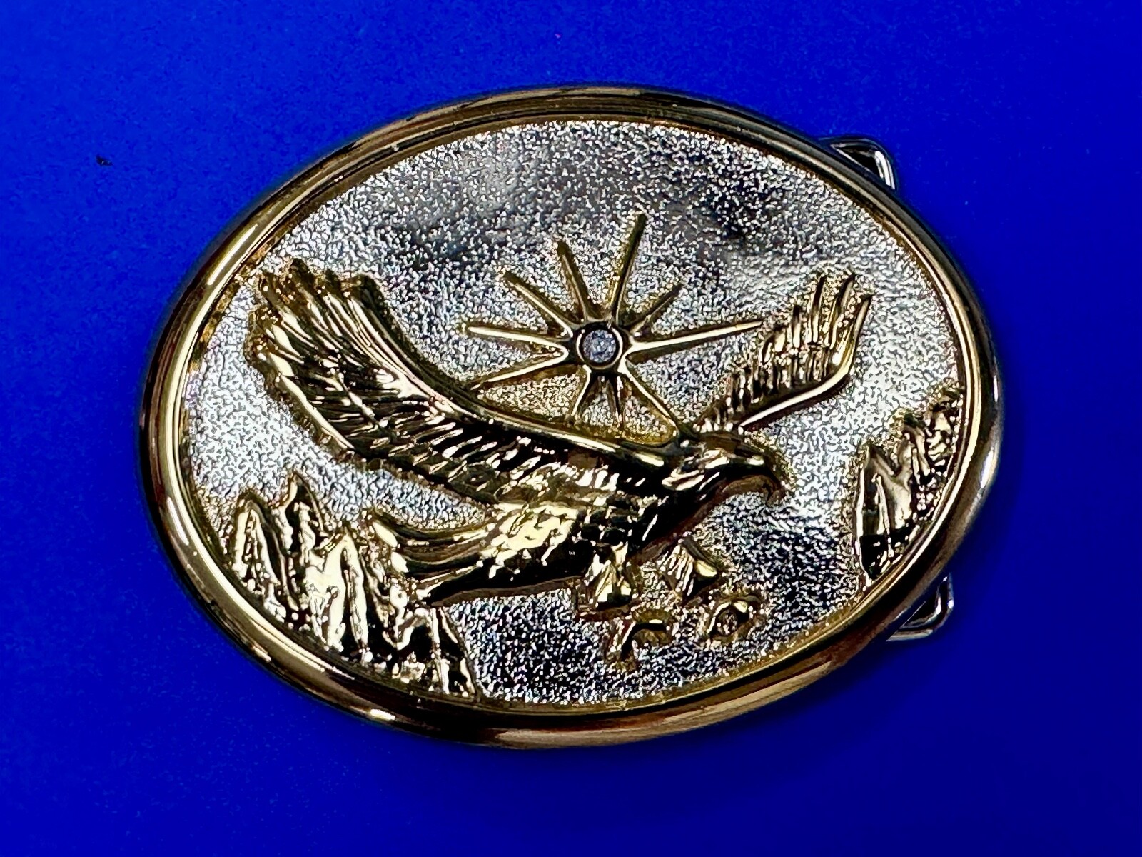 Majestic American Eagle Flying Wings Wide W/ Starburst Two Tone NOS Belt Buckle