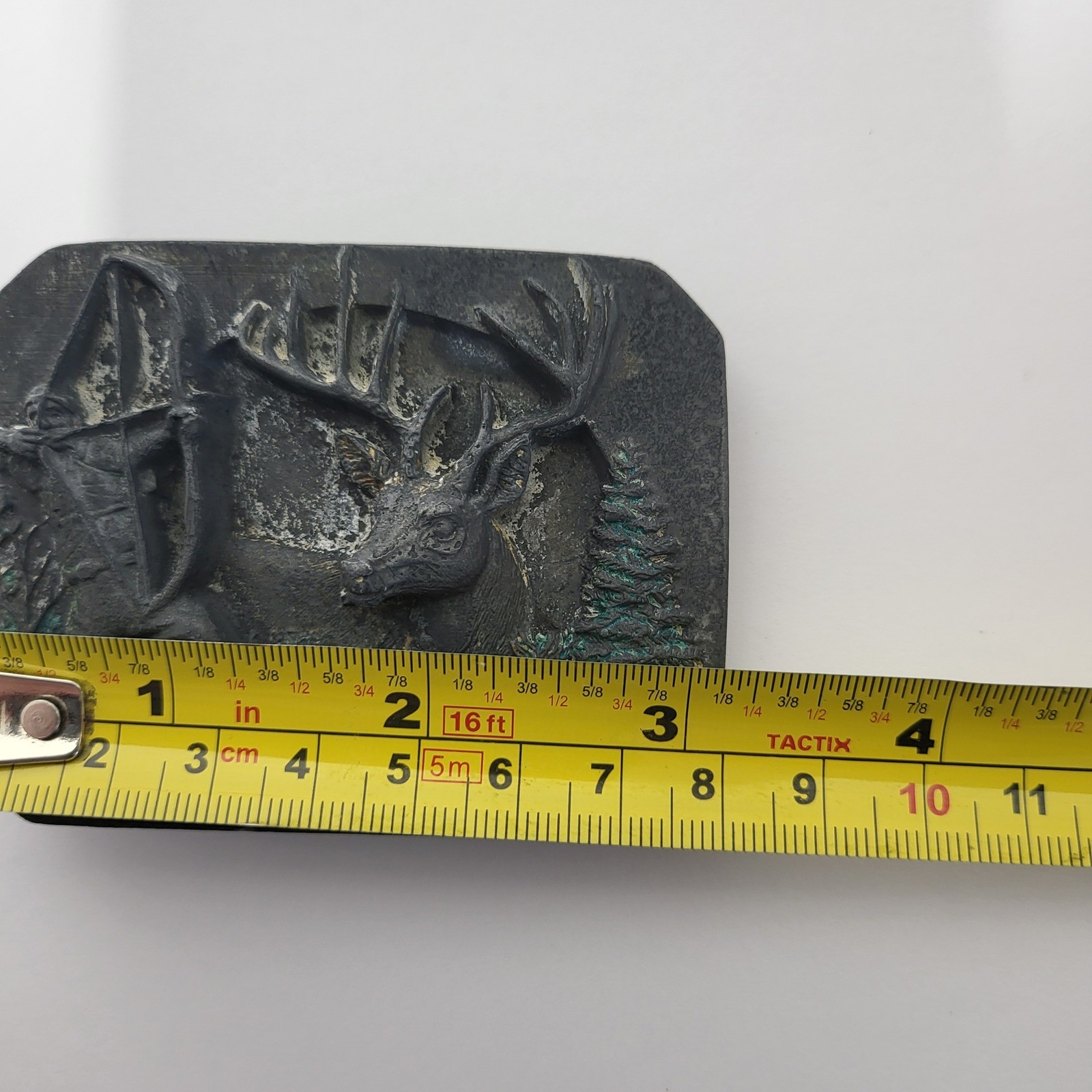VTG 1990 Bergamot Bowhunter Deer Hunting Belt Buckle Made in USA Pewter Tone *