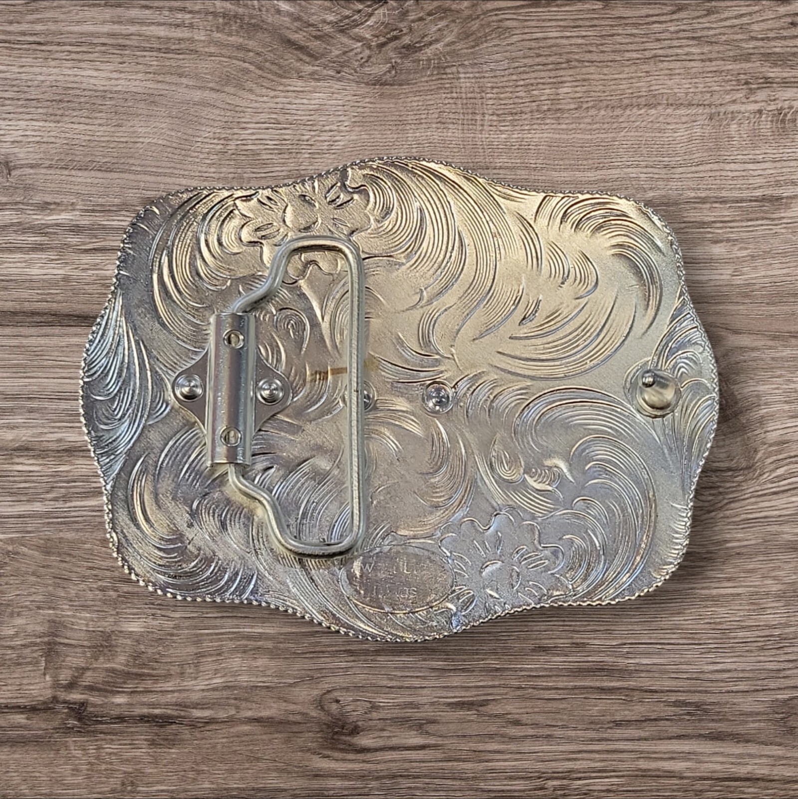 Cowboy Belt Buckle – Horse Head and 4 Stars 4.25&Prime;x3.25&Prime; Silver Tone/Black/Gold