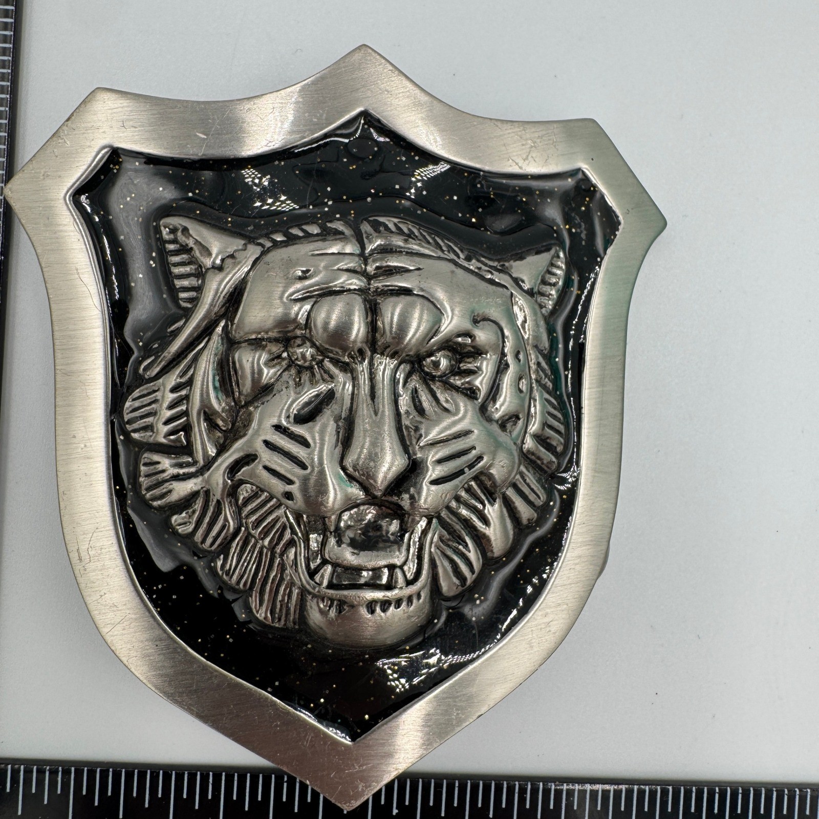 Tiger Head Shield Belt Buckle Silver Tone Black Enamel 3D Relief Mens