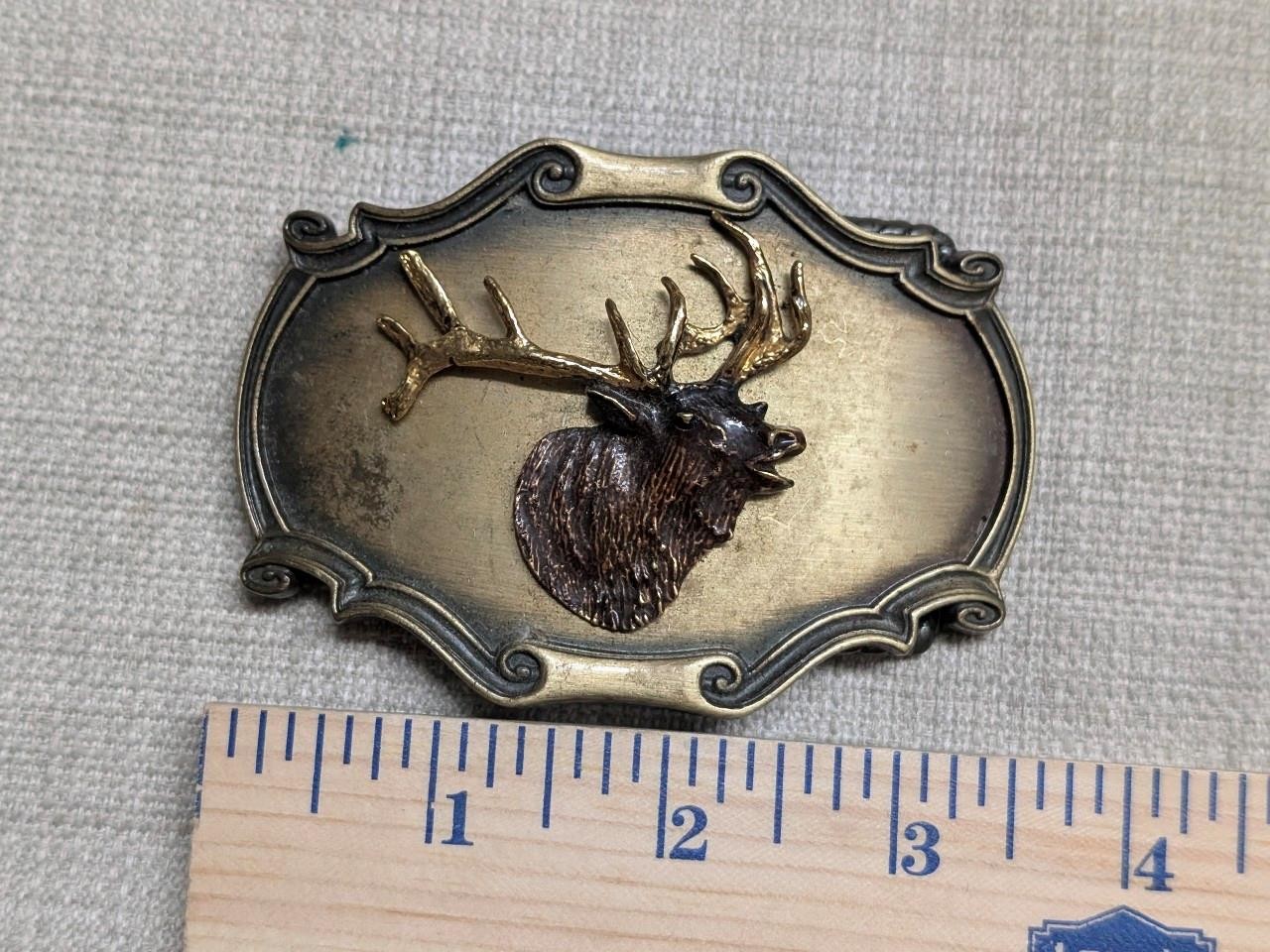 vintage MOOSE belt buckle BRASS cowboy WILDLIFE western RAINTREE animal 3d