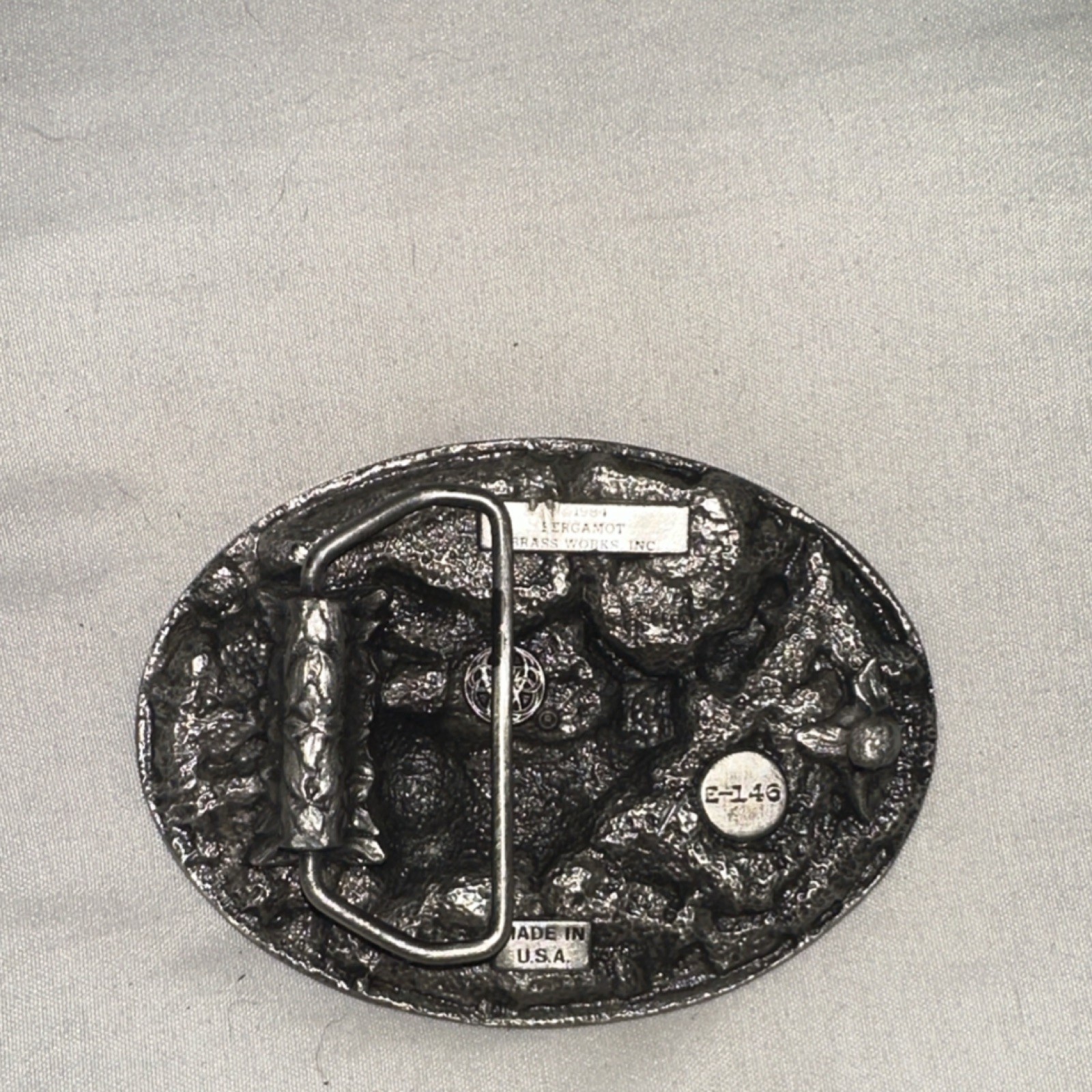 Bergamot Brass Works Silver Oval Deer Belt Buckle Men&rsquo;s 1.75&Prime; E-146