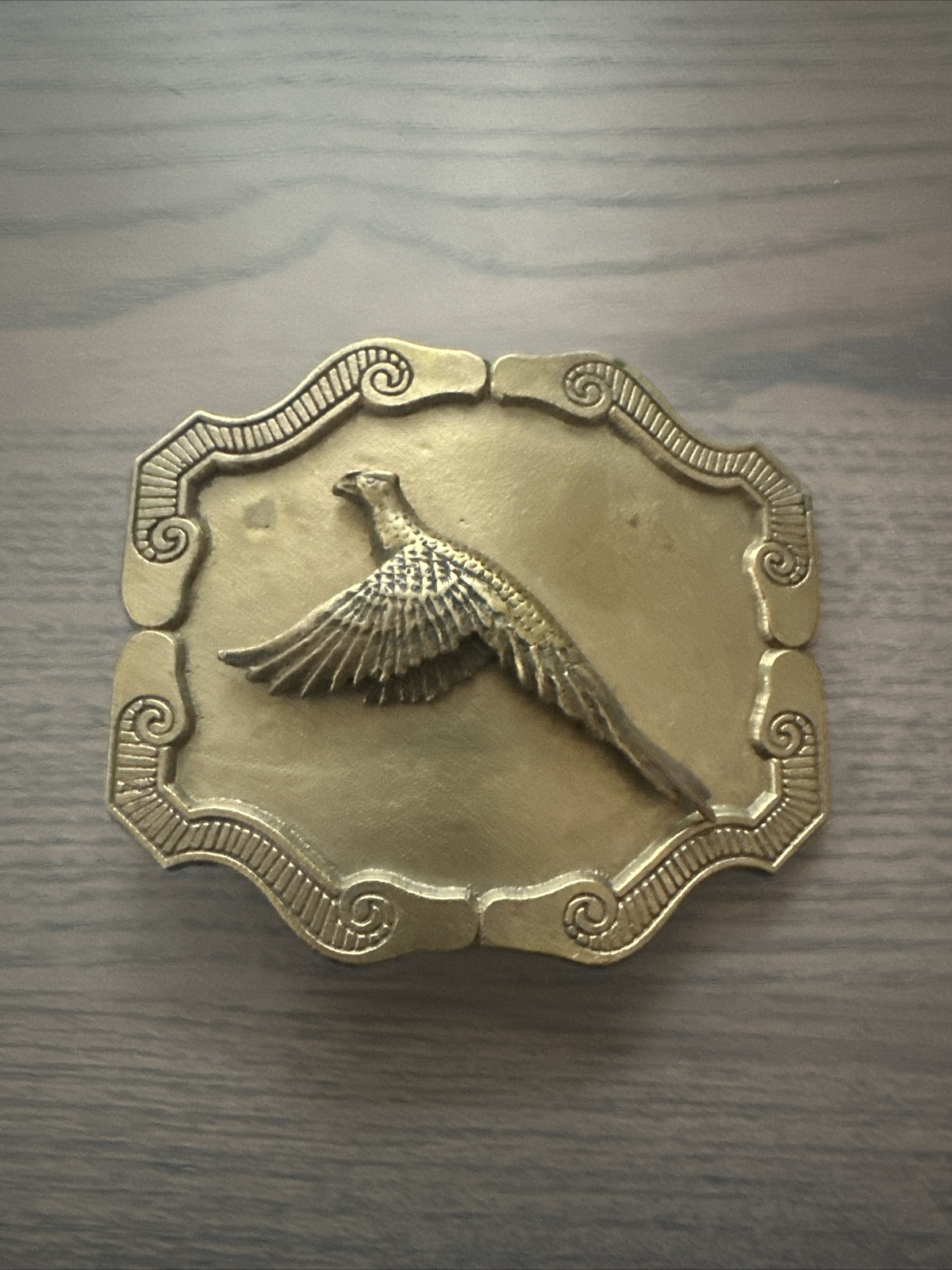 PHEASANT IN FLIGHT FLYING BIRD WILDLIFE HUNTING BRASS TONED BELT BUCKLE