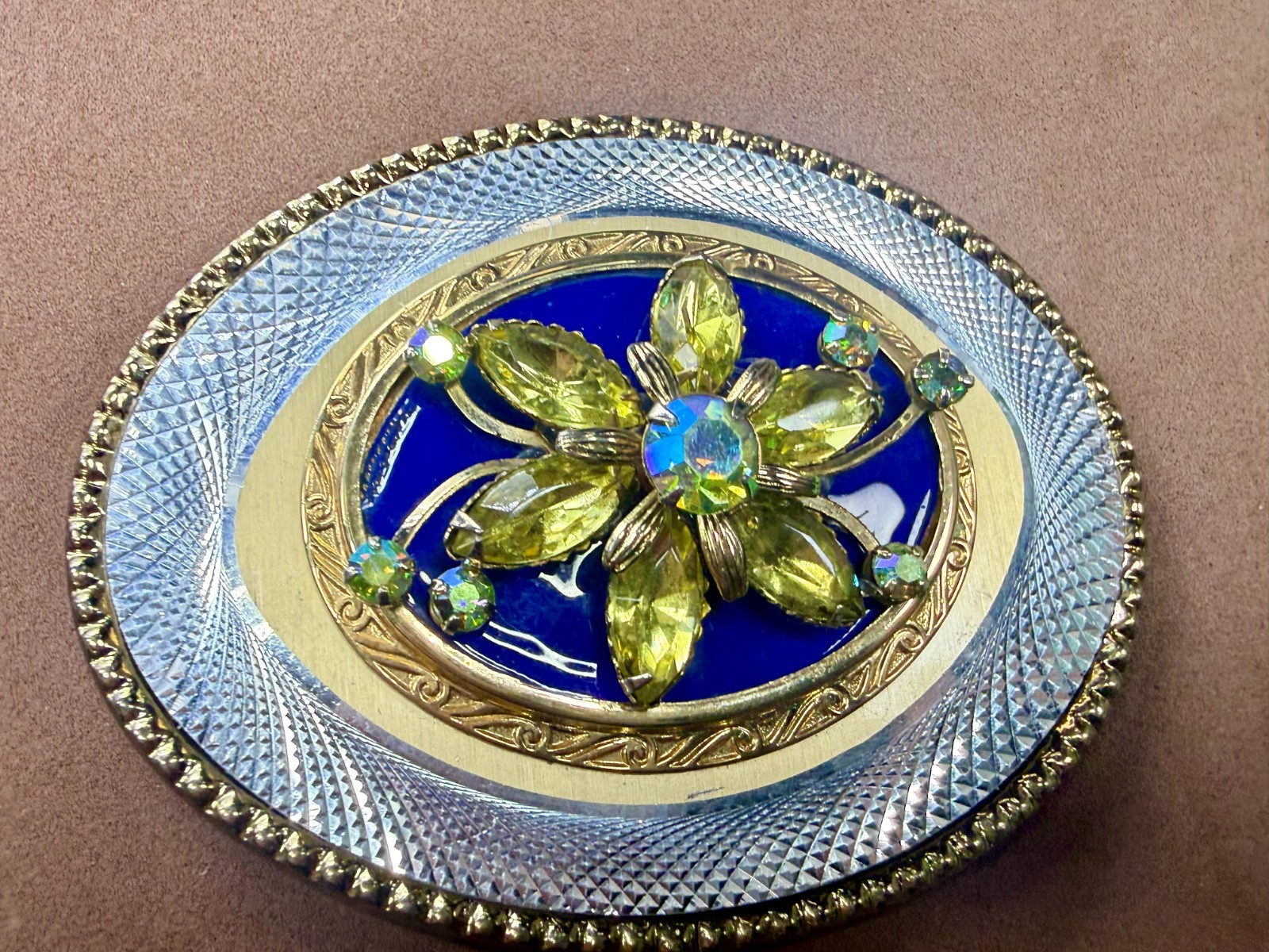 Flower Rhinestone Accented Floral Theme Etched Artisan Ladies Belt Buckle W USA