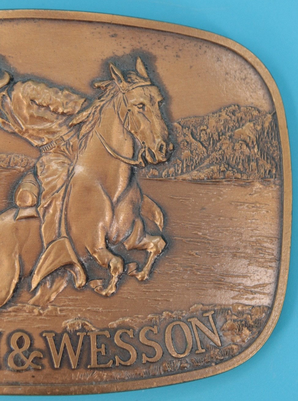 VTG 1975 Smith & Wesson The Hostiles Cowboy On A Horse Belt Buckle