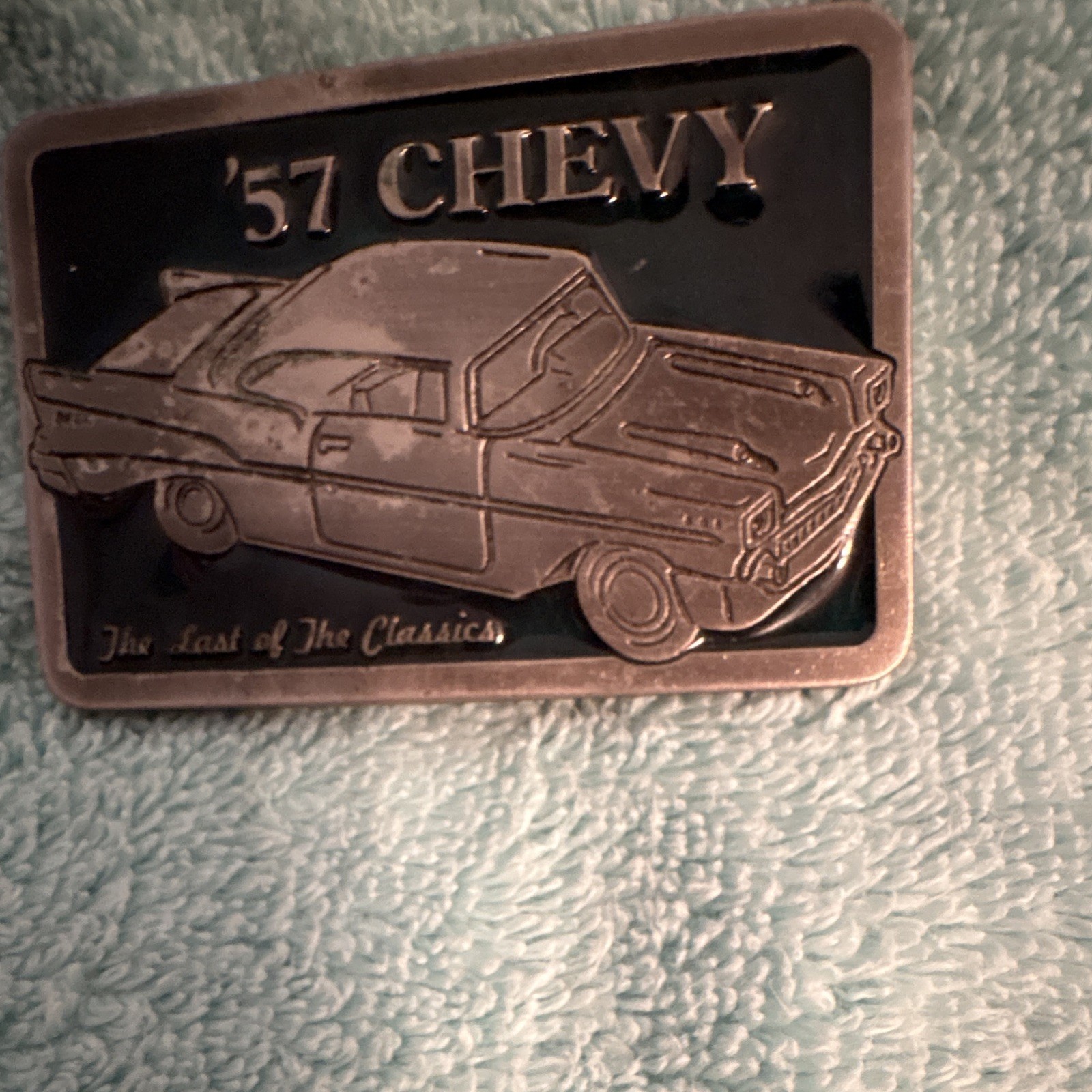 Chevrolet &rsquo;57 Chevy Men&rsquo;s Metal Western Belt Buckle Black/Silver Fits 1.5&Prime;