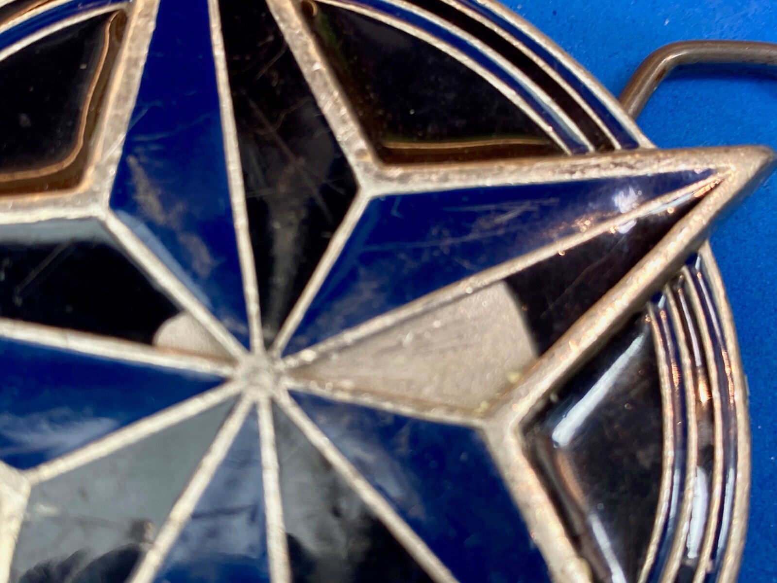 2002 Great American Products Back Star Coming From Round Pewter Belt Buckle