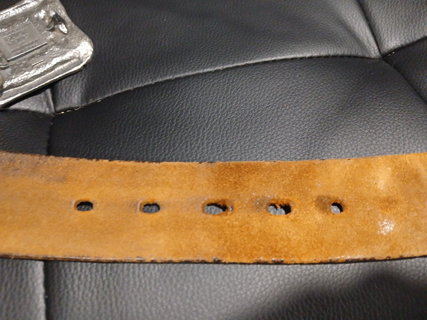 BUCK KNIVES LIMITED EDITION BELT BUCKLE – & Leather Belt VERY HEAVY – GW8