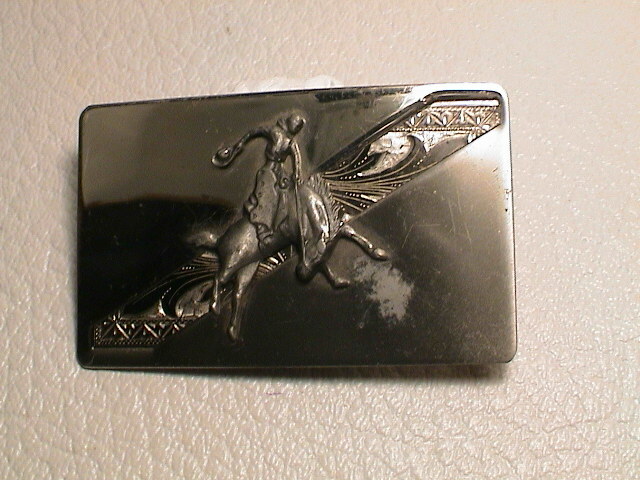 COWBOY ON BRONCING HORSE DIAGONAL STRIPE WESTERN THEME CHROME METAL BELT BUCKLE