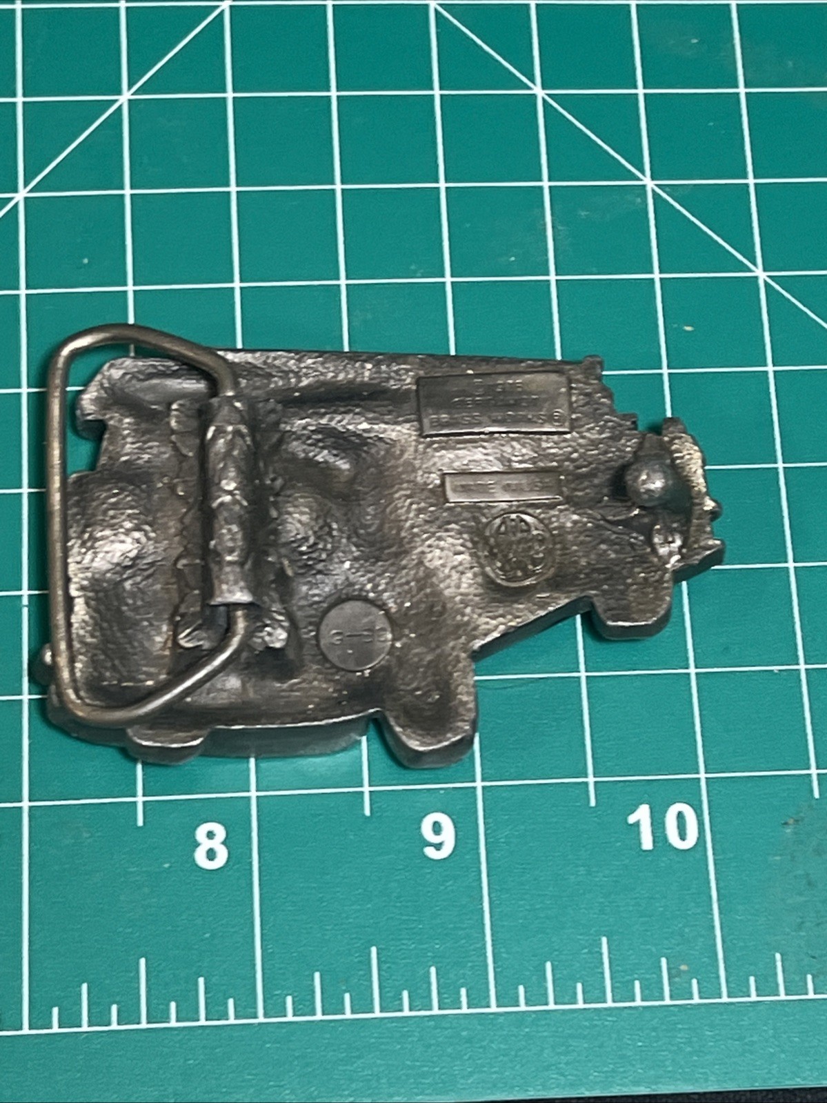 RED FIRE LADDER TRUCK SHAPED CUTOUT BELT BUCKLE BERGAMOT BRASS WORKS USA 1978