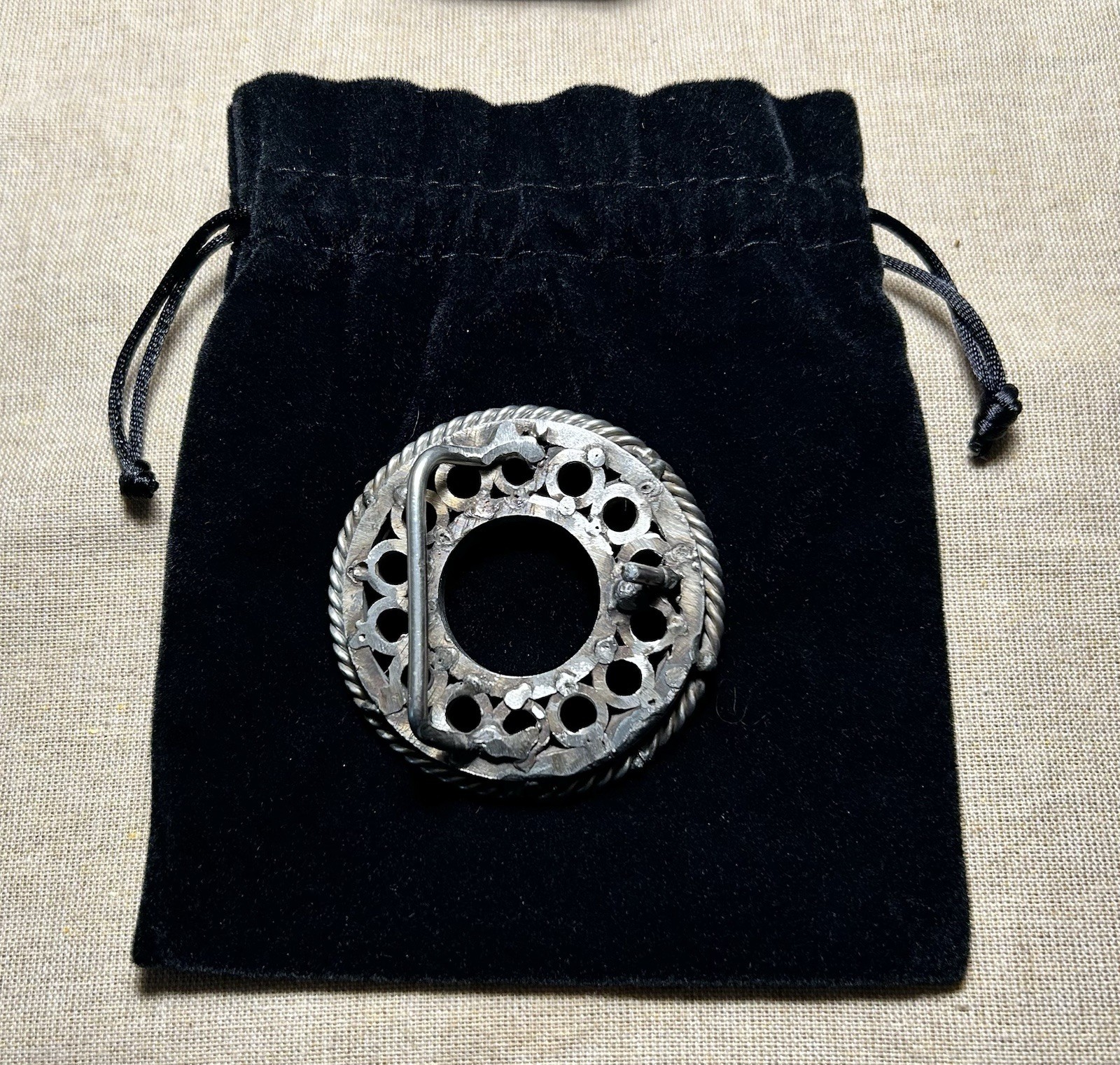Vintage Style Round Belt Buckle Silver Tone Western Concho 2.5”